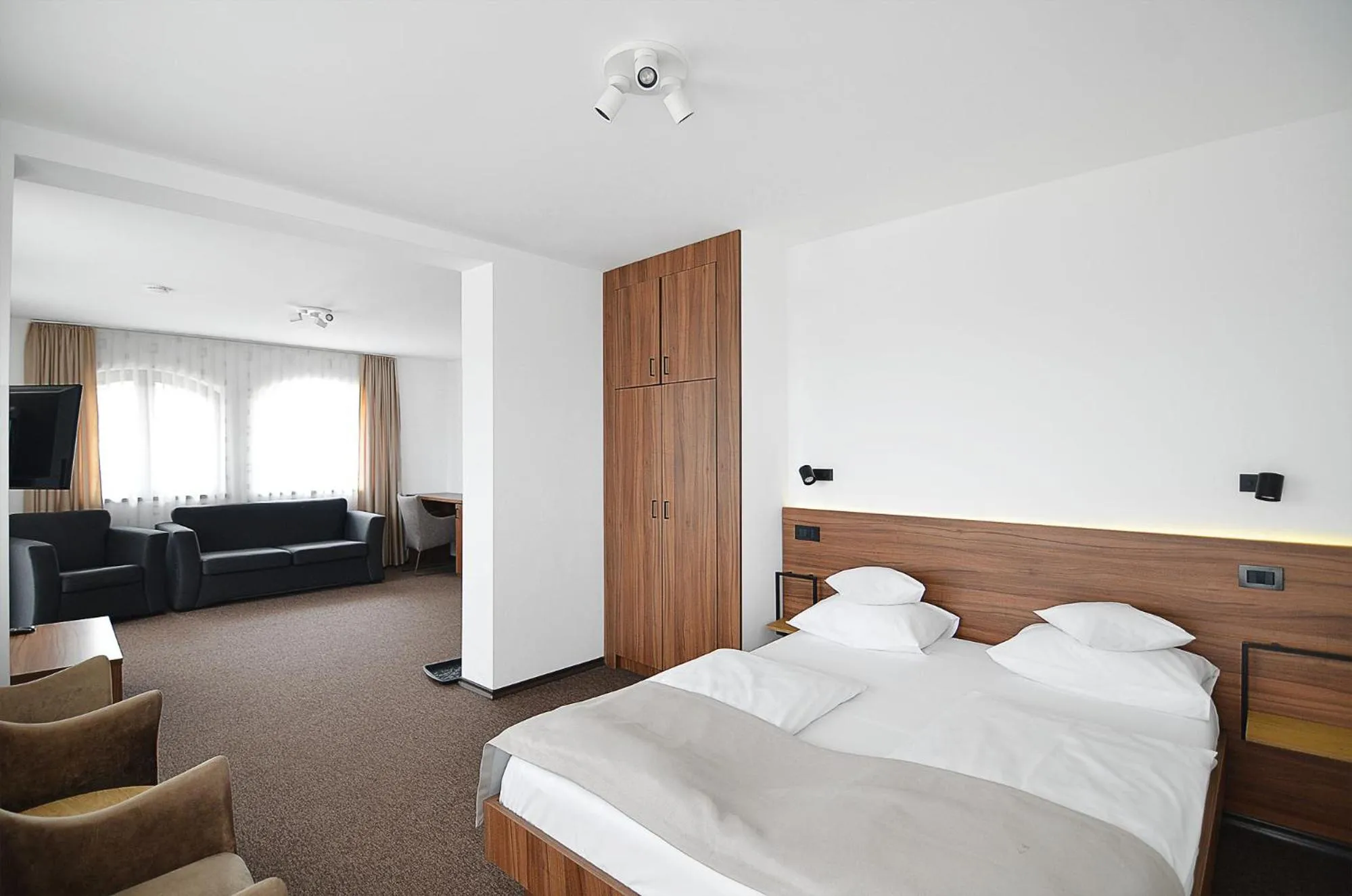 Bed in Pensiune & Restaurant Victoria