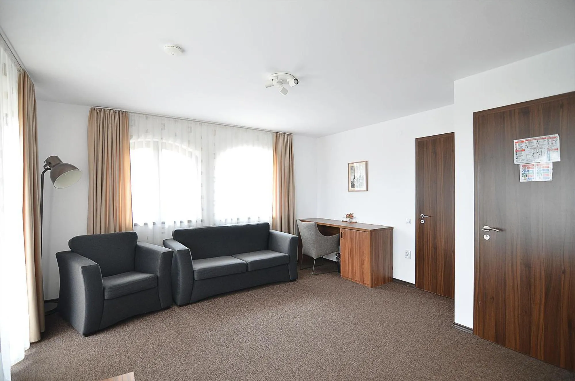 Living room in Pensiune & Restaurant Victoria