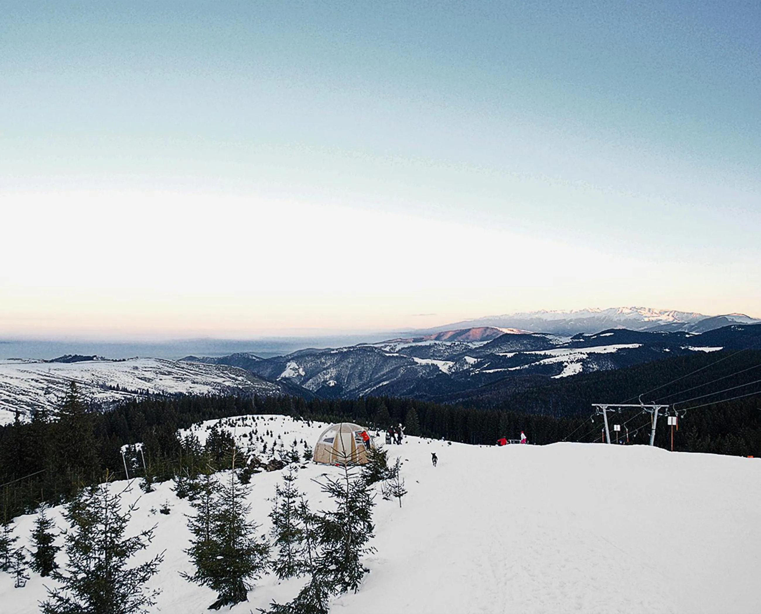 Skiing in Pensiune & Restaurant Victoria