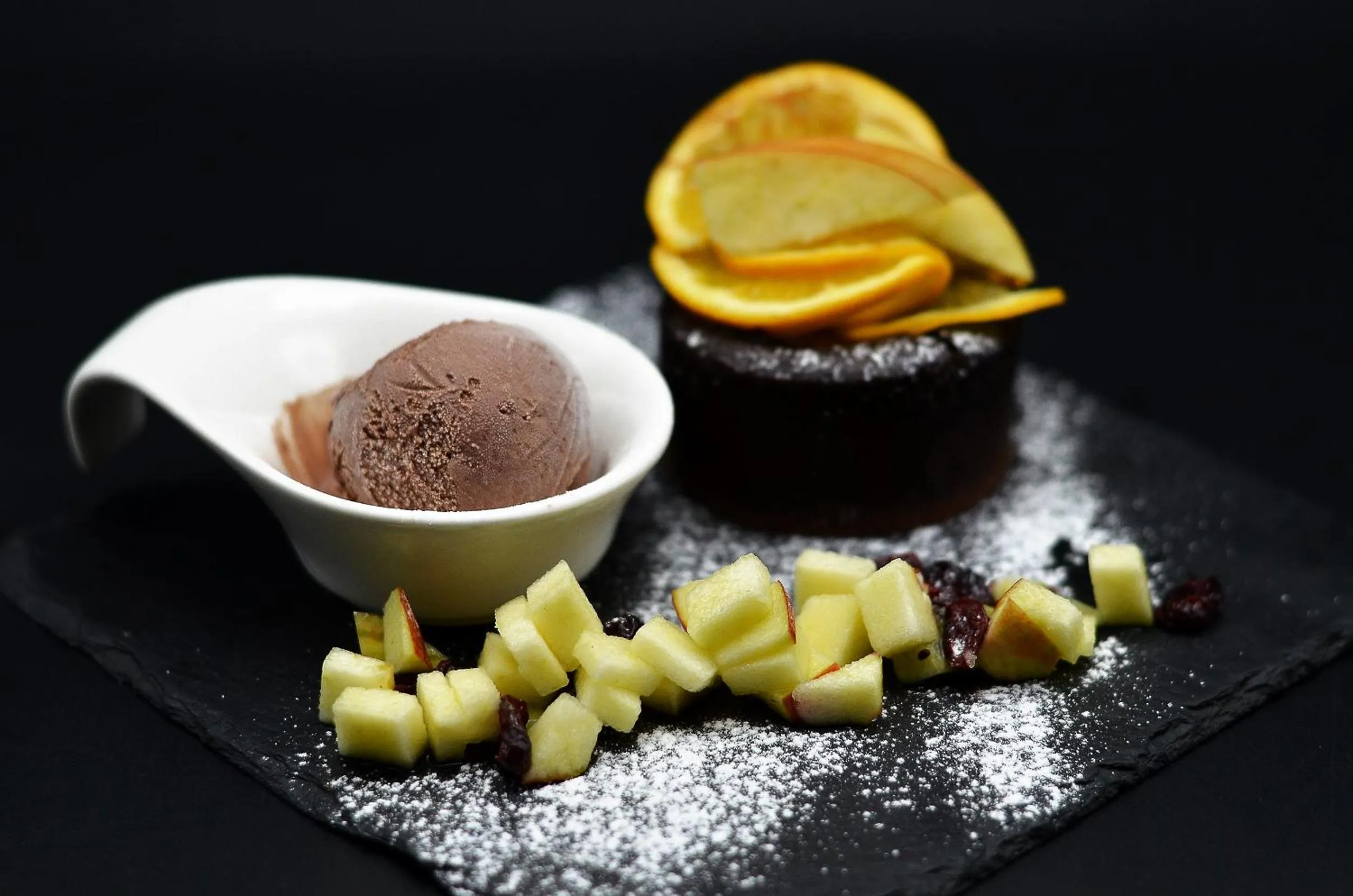 Food and drinks in Pensiune & Restaurant Victoria