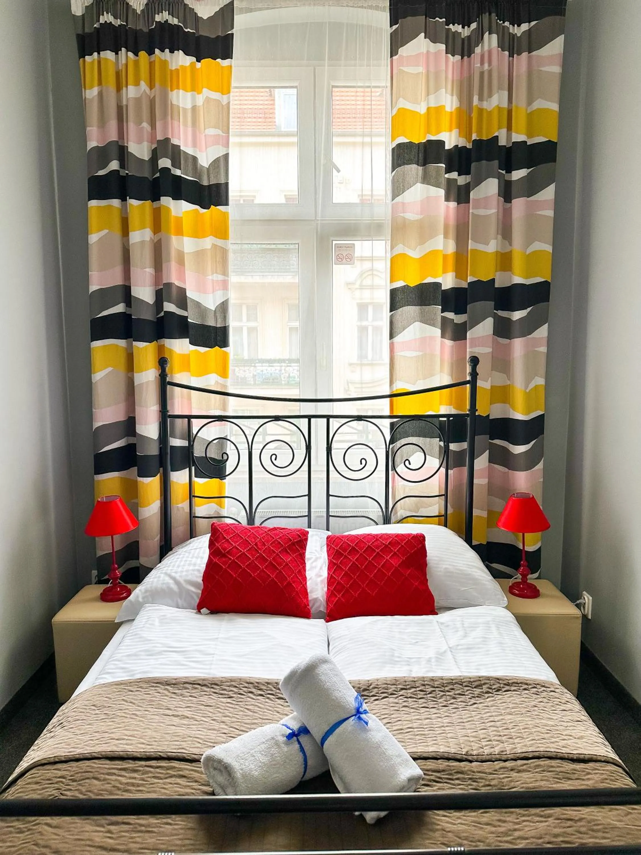 Bed in Expolis Residence - City Center - 24h POZNAŃ GŁÓWNY #betterthanyourEX