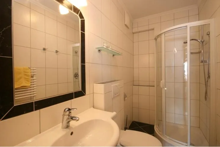 Bathroom in Wellness-Pension Jagahütt'n