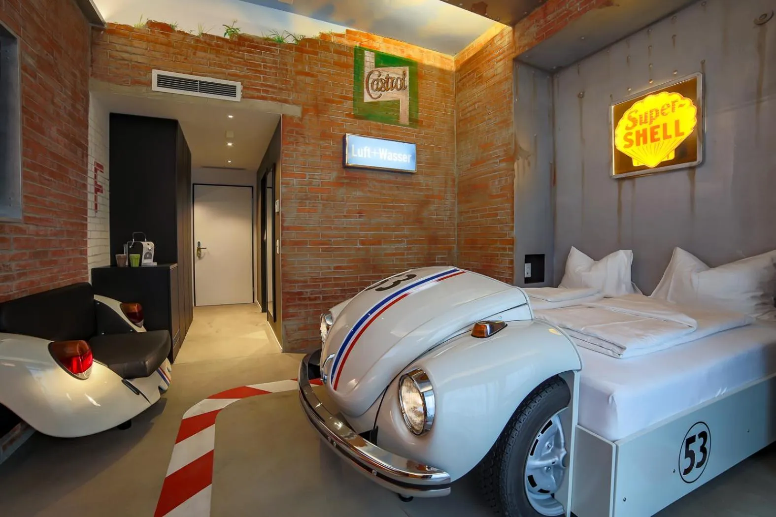 Bed in Hotel von Rotz