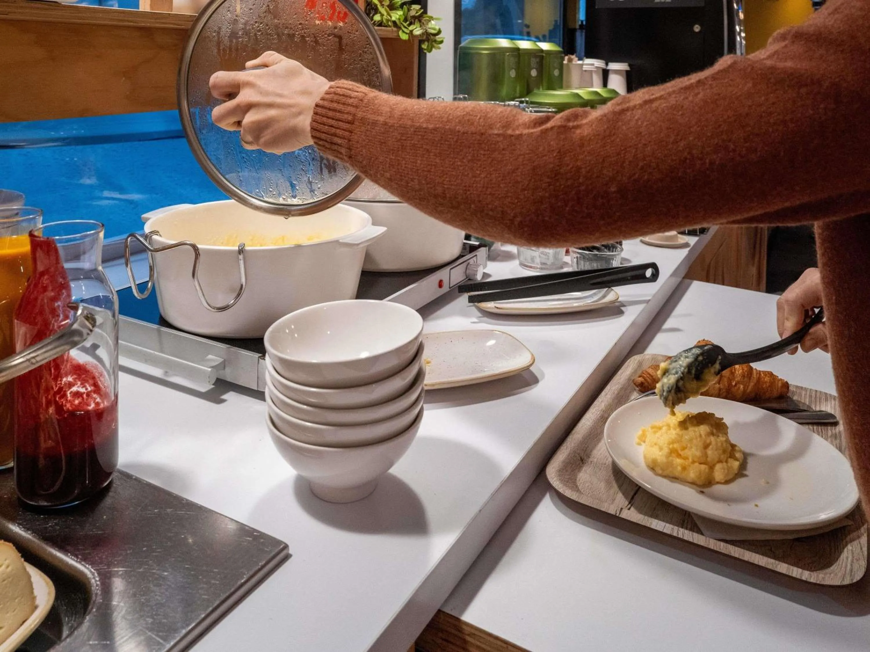 Breakfast in ibis Lille Lomme Centre