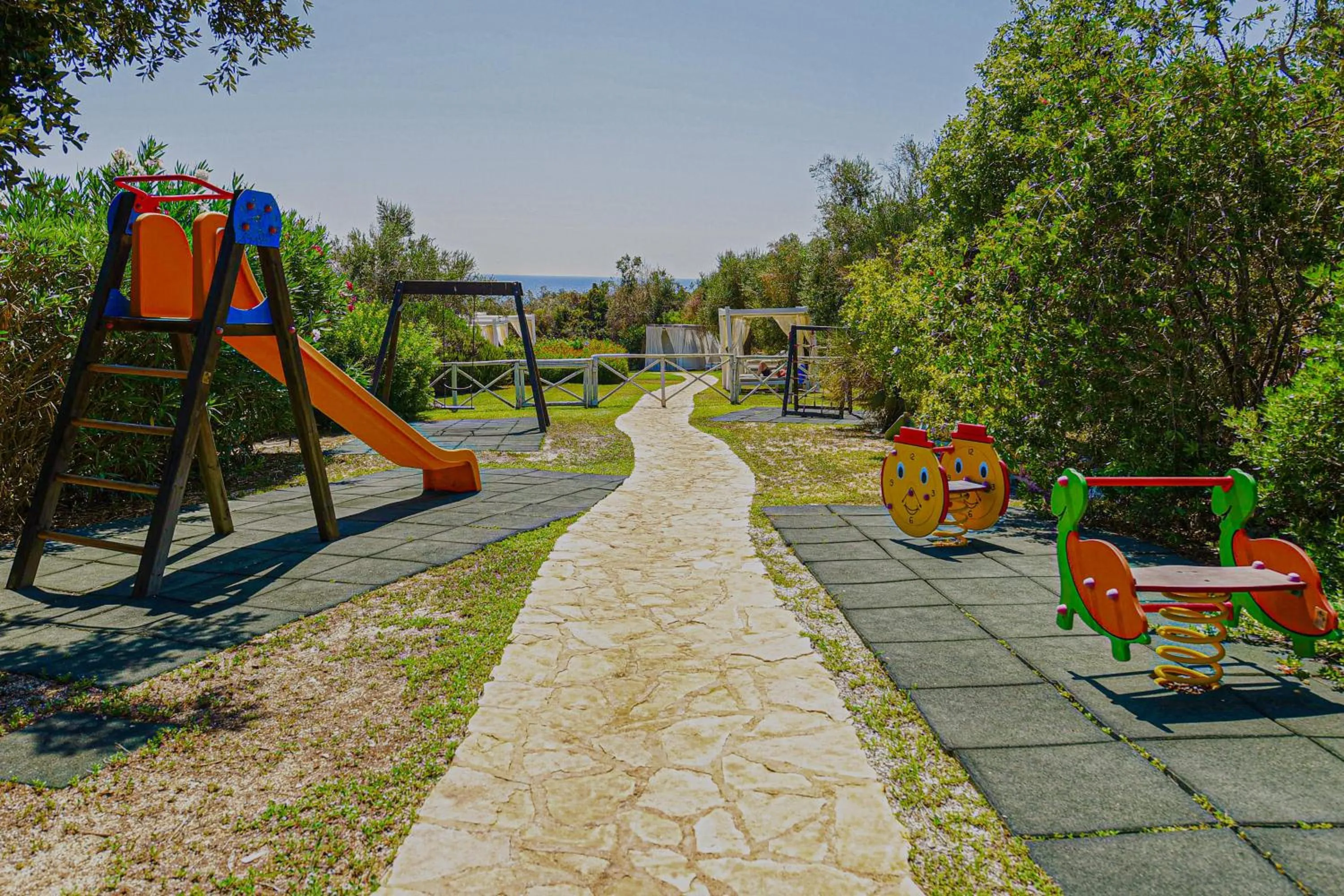 children in Marenea Suite Hotel - CDSHotels