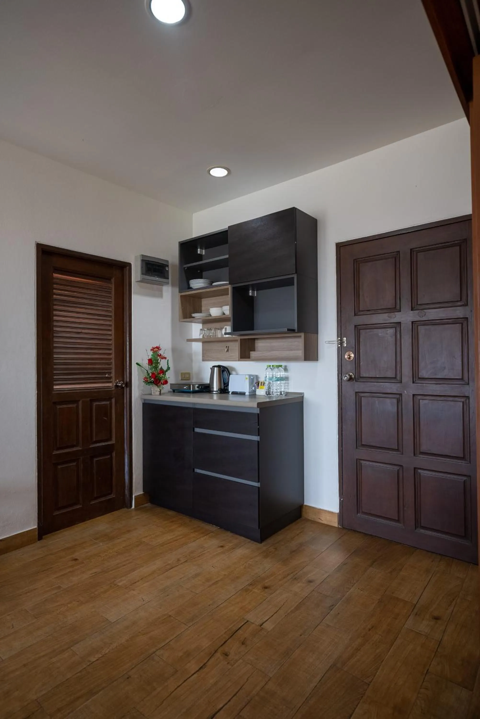 Kitchen or kitchenette in VTSIX at View Talay 6