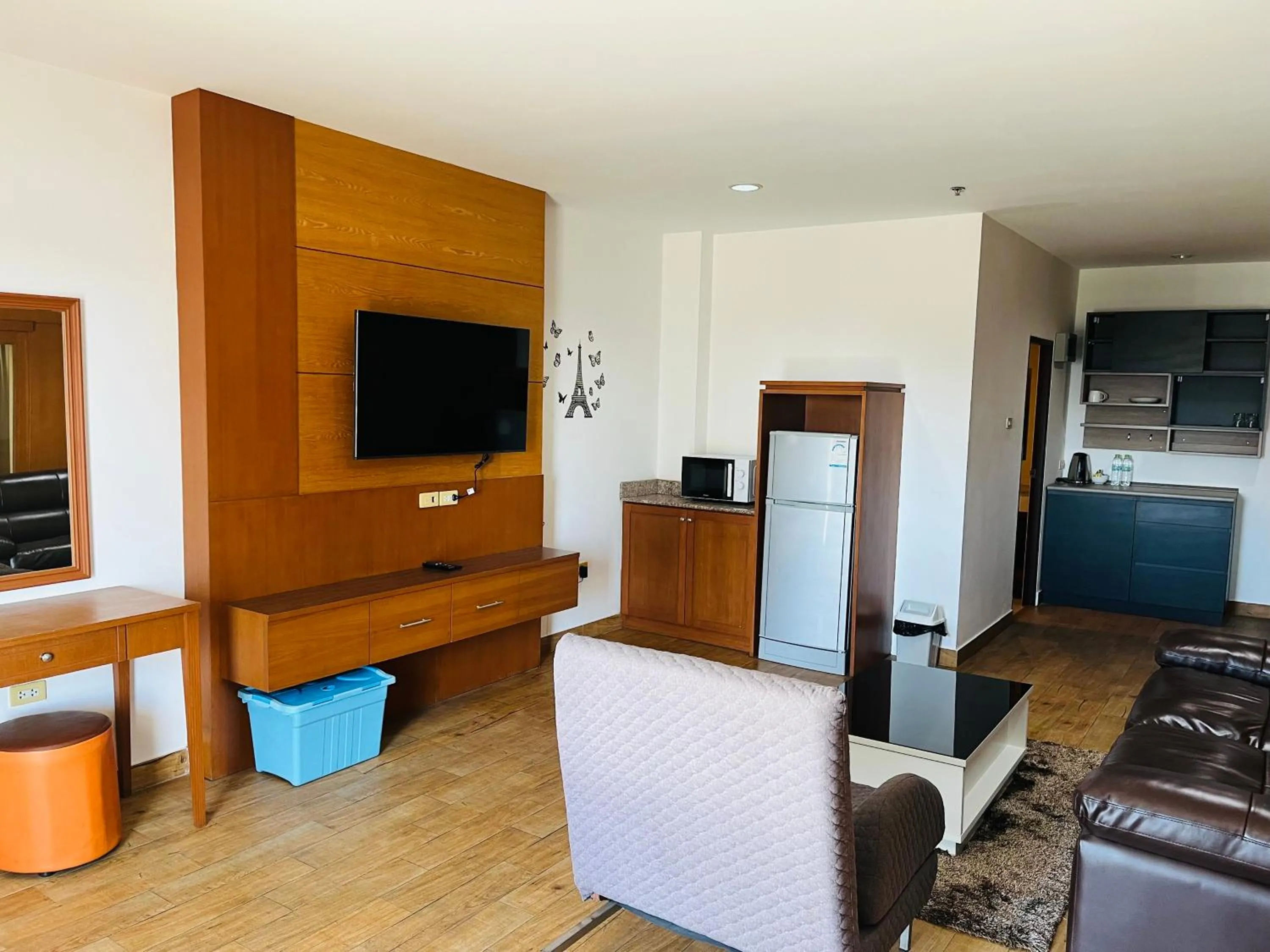 VTSIX at View Talay 6