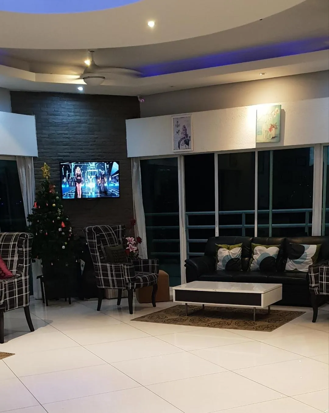 VTSIX at View Talay 6