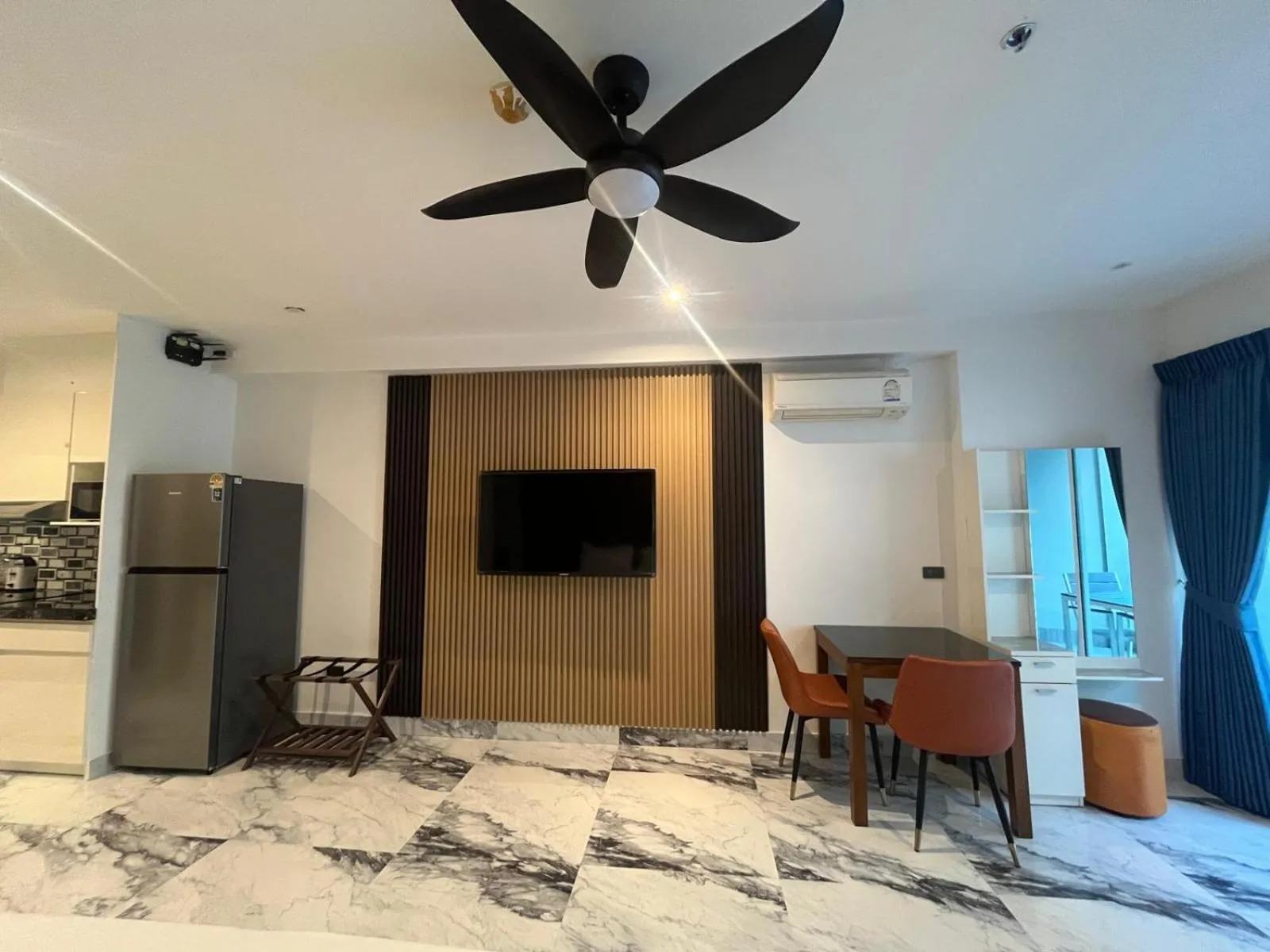 VTSIX at View Talay 6