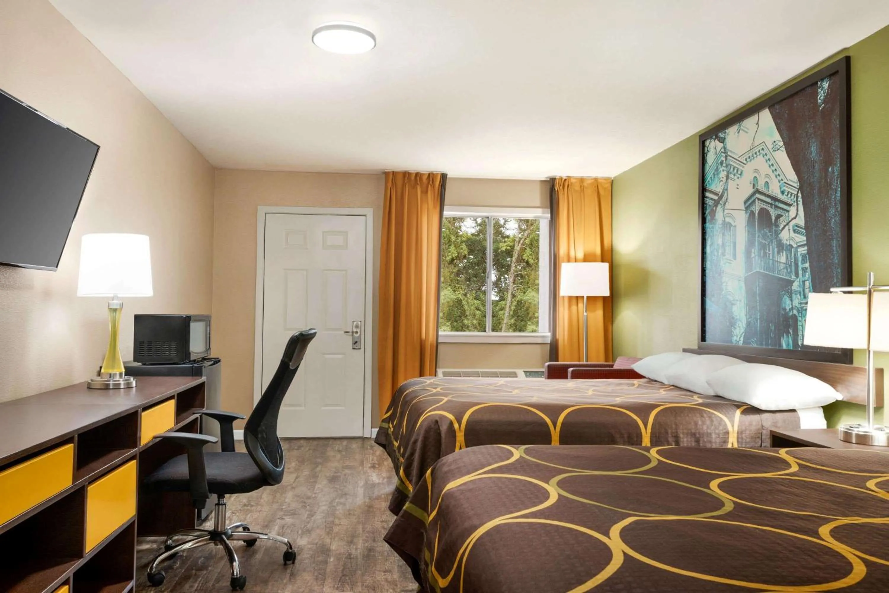 Photo of the whole room, Bed in Super 8 by Wyndham Brookhaven