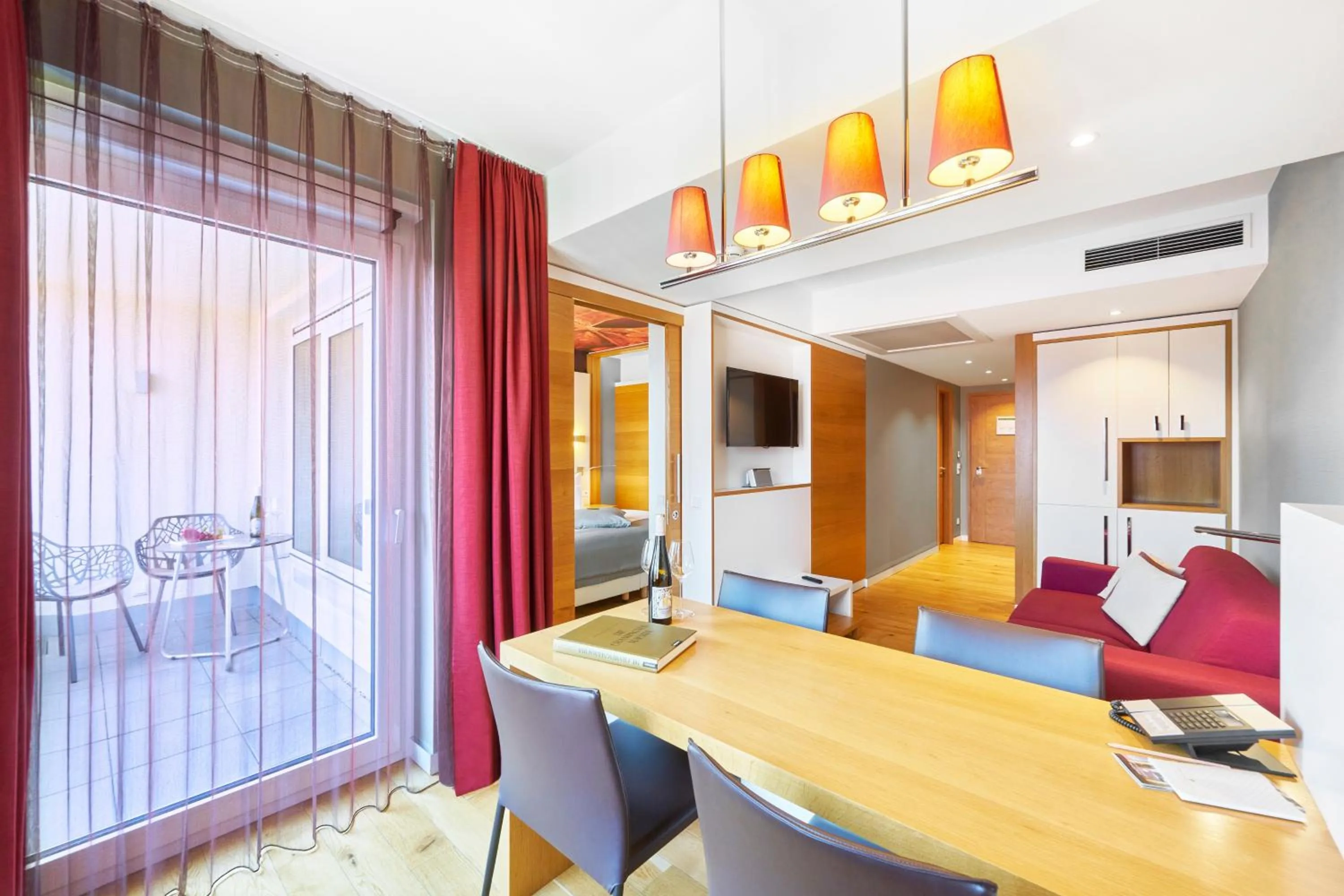 Photo of the whole room in Kaisergarten Hotel Deidesheim