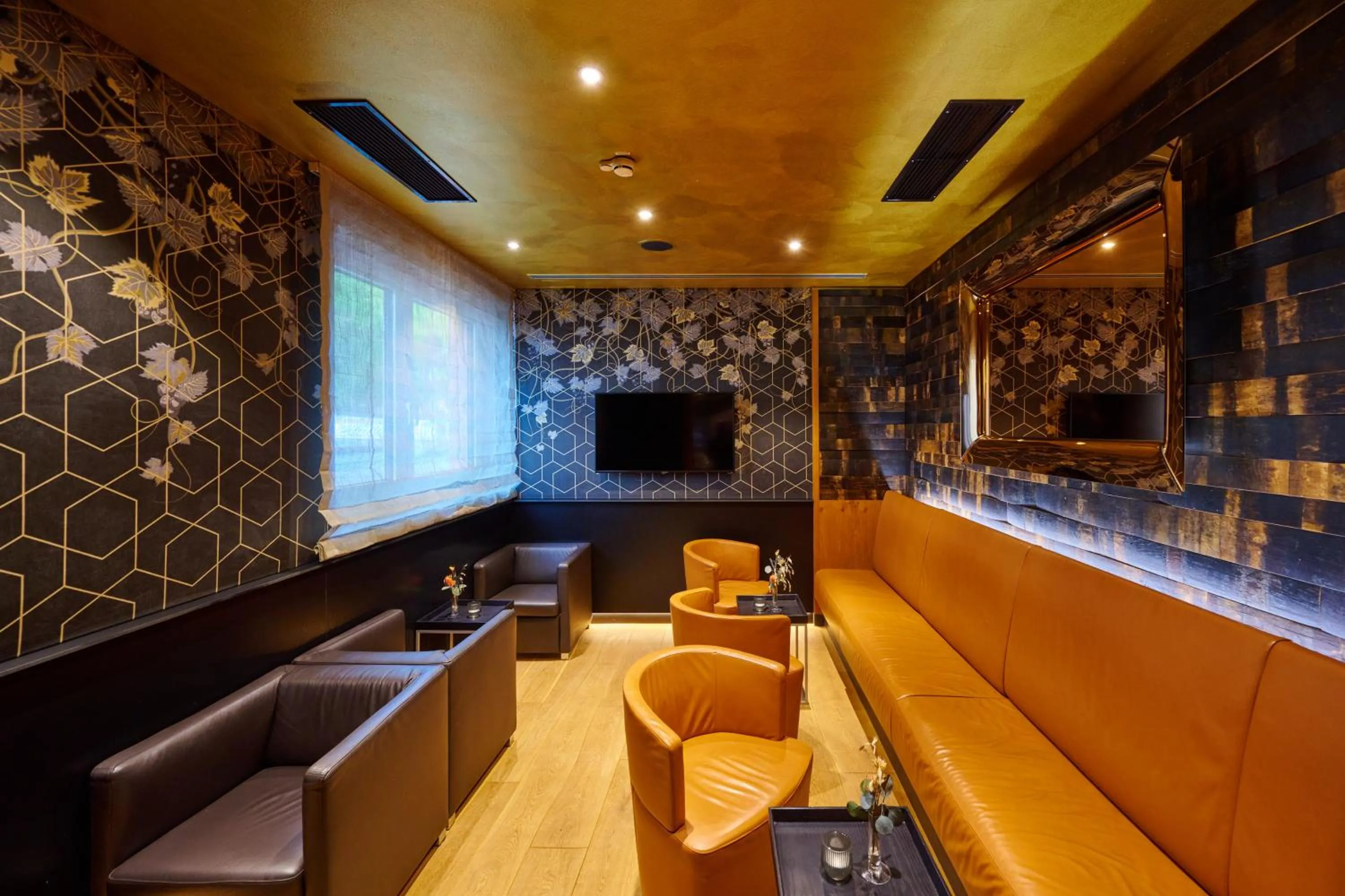 Lounge or bar in Kaisergarten Hotel Deidesheim