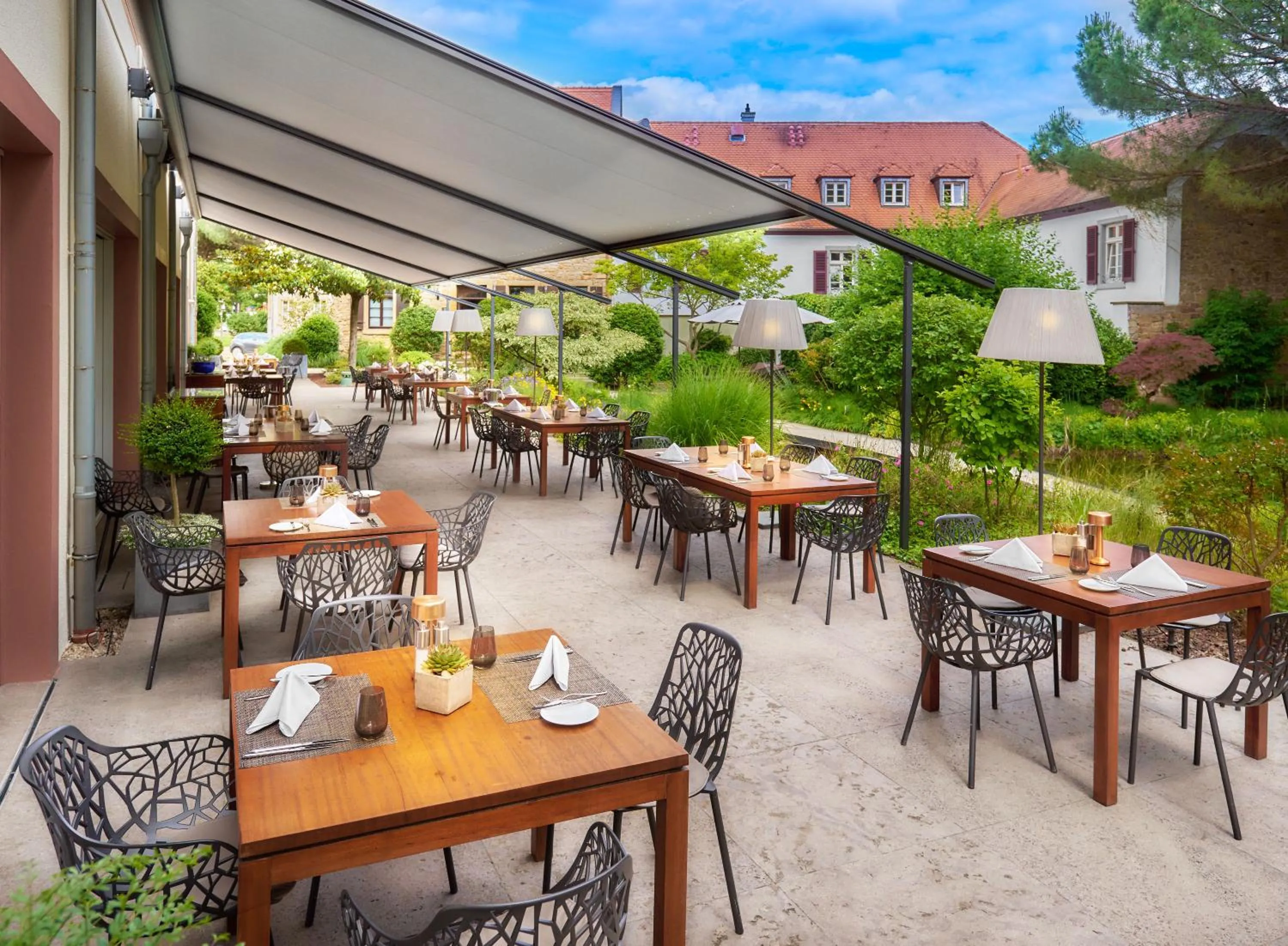 Restaurant/places to eat in Kaisergarten Hotel Deidesheim