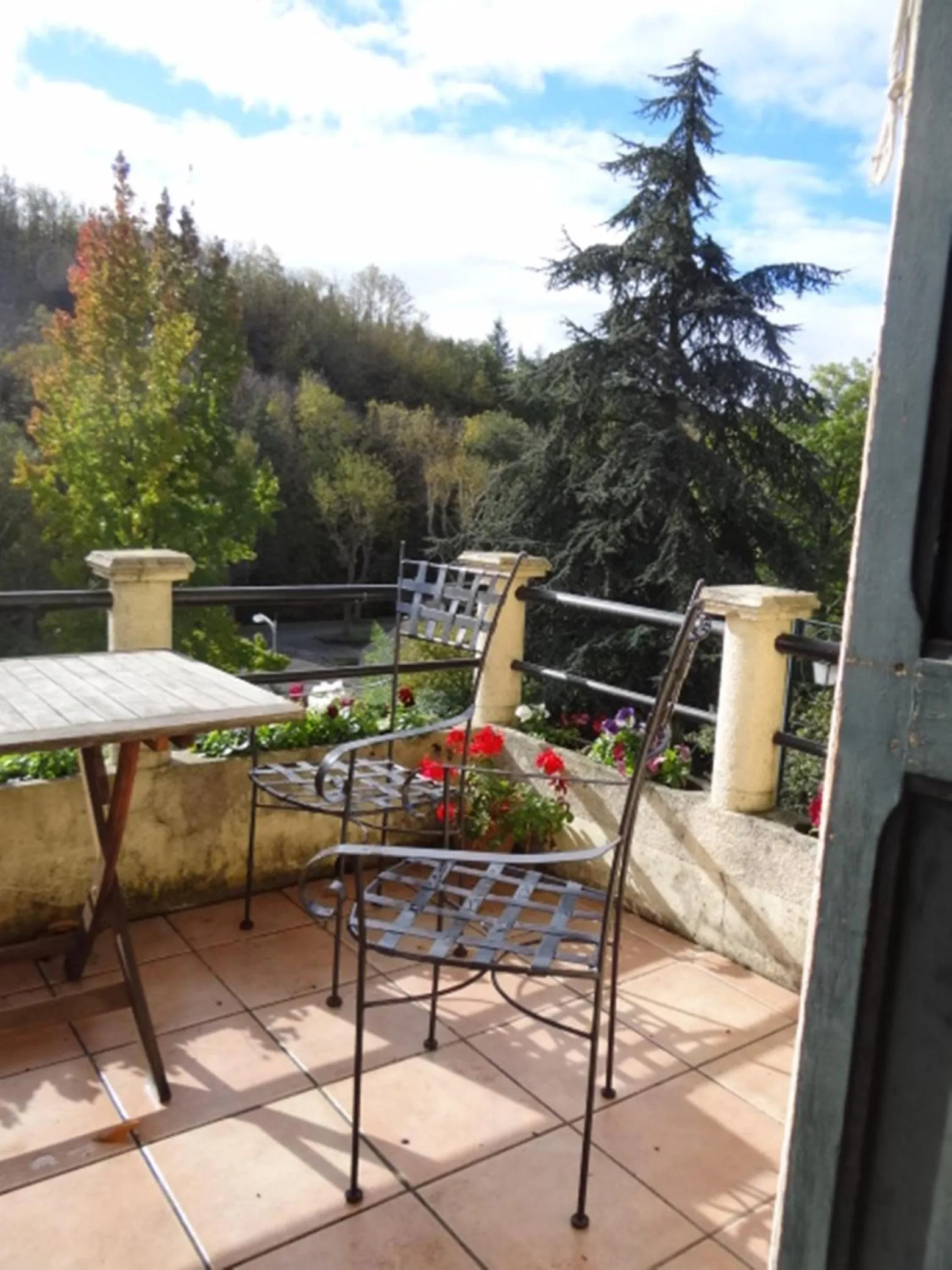 Natural landscape in Chez Providence Chambres et Table d'Hôtes