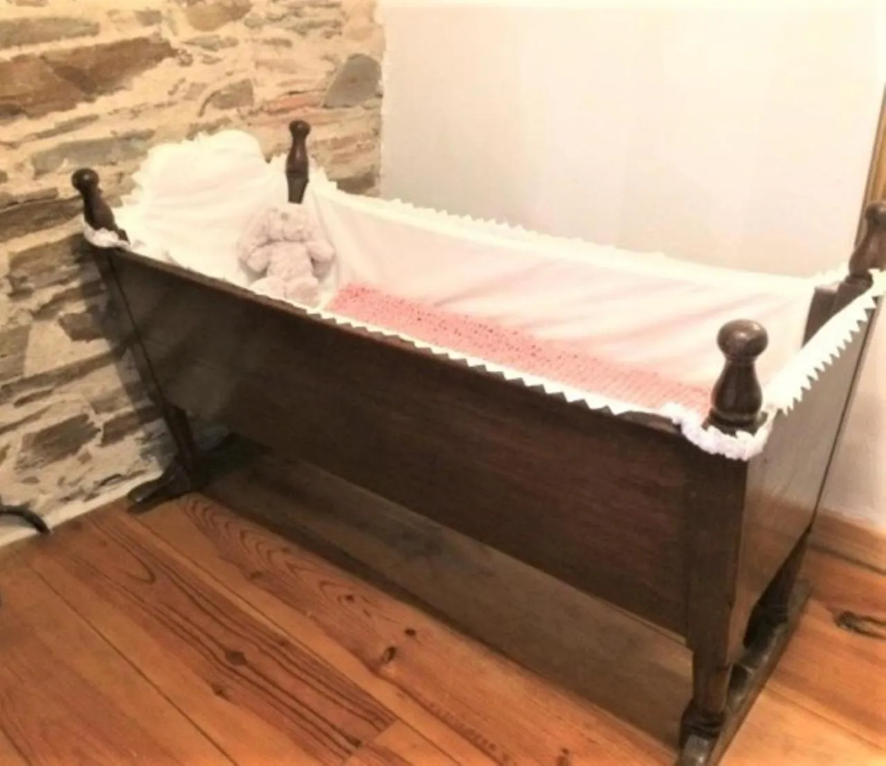cot, Bed in Chez Providence Chambres et Table d'Hôtes