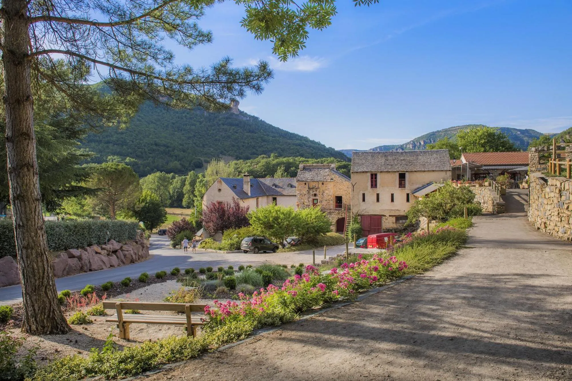 Property building in Camping RCN Val de Cantobre