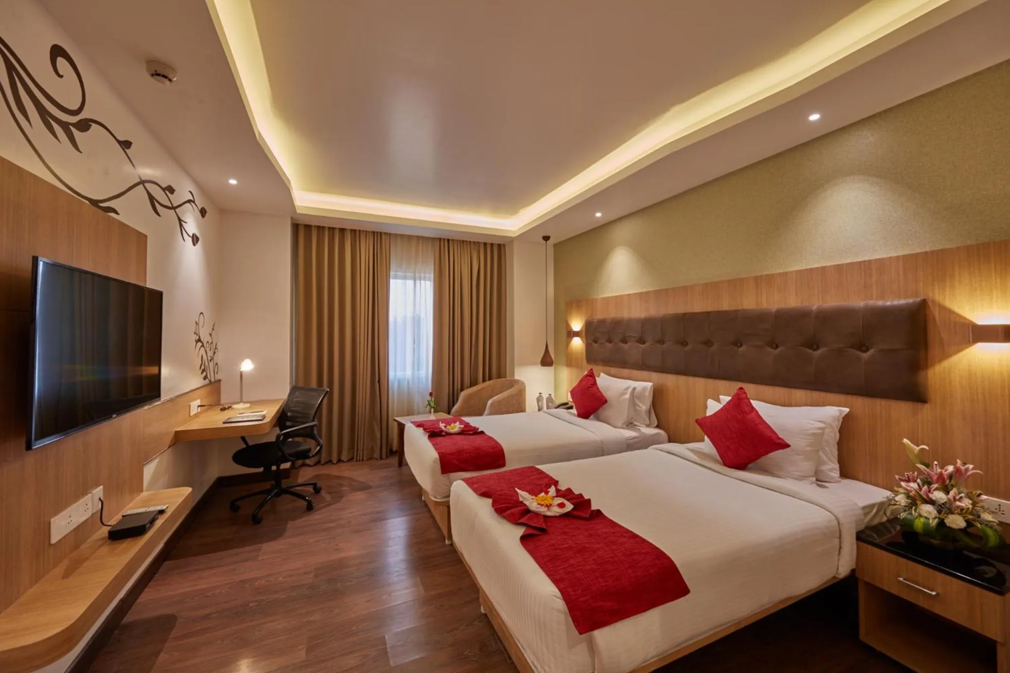 Bedroom, Bed in Shivas Galaxy Hotel