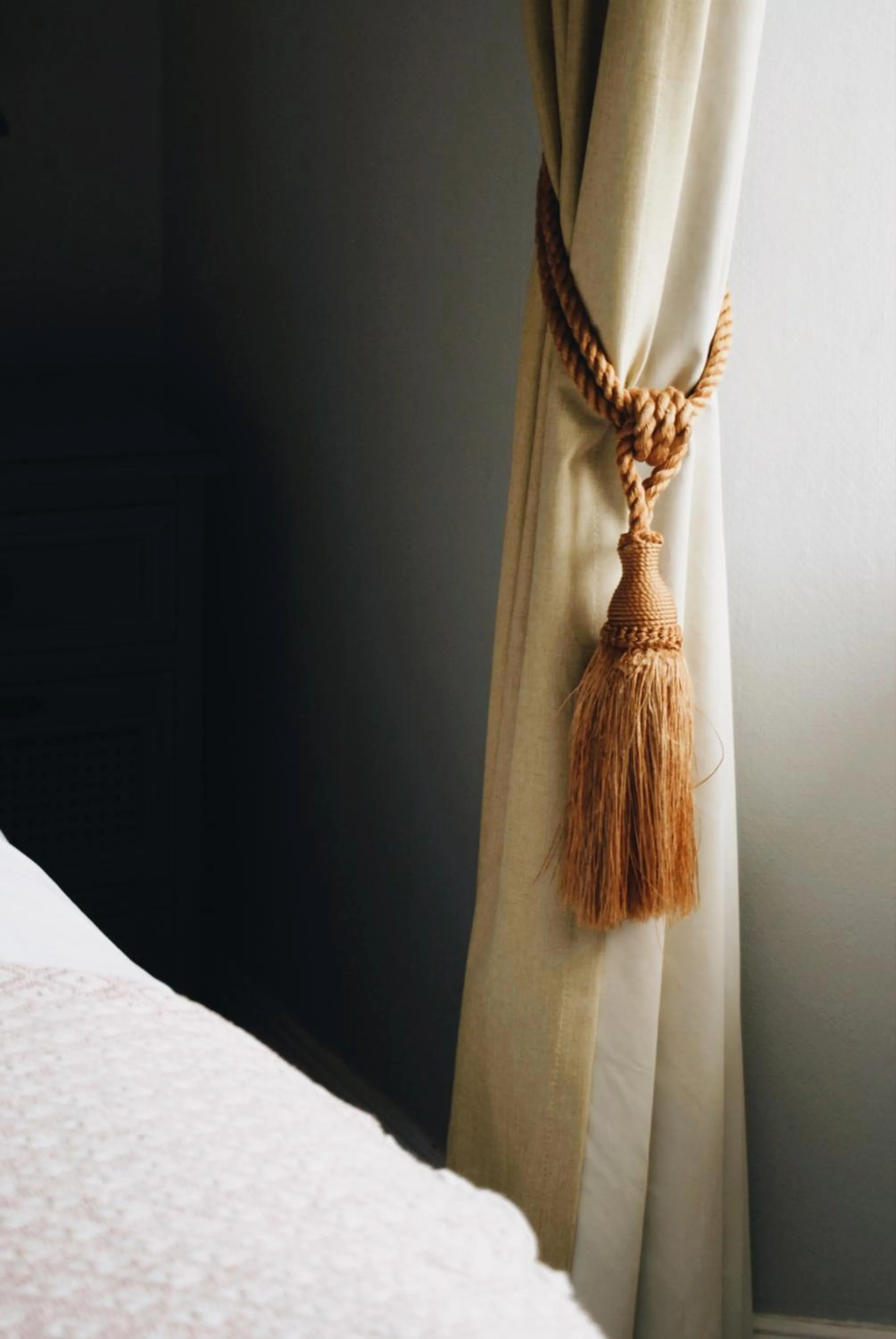 Decorative detail, Bed in Ranscombe House