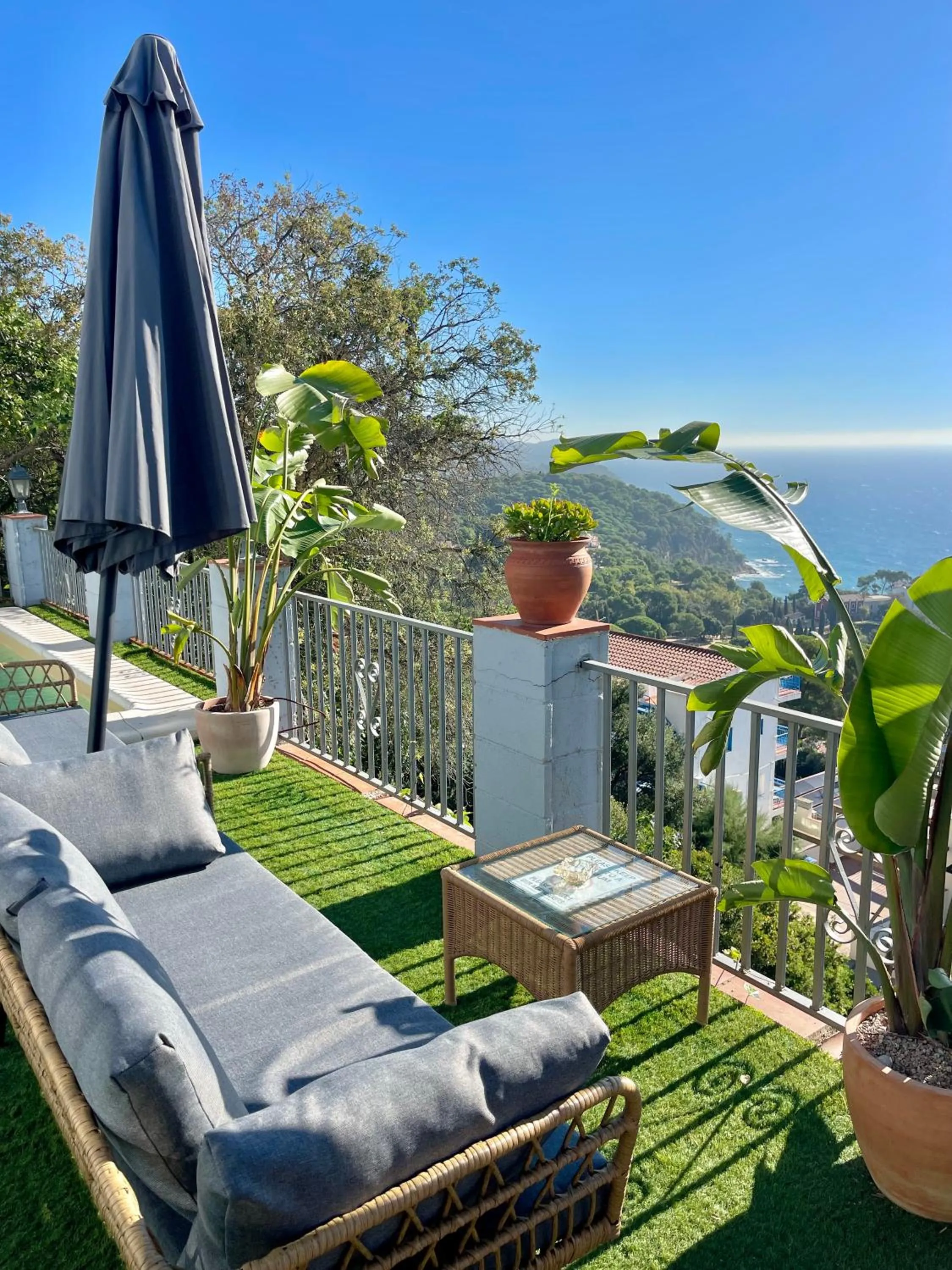 LA CASA BLUE , Mediterranean Boutique-Villa in Santa Cristina Beach