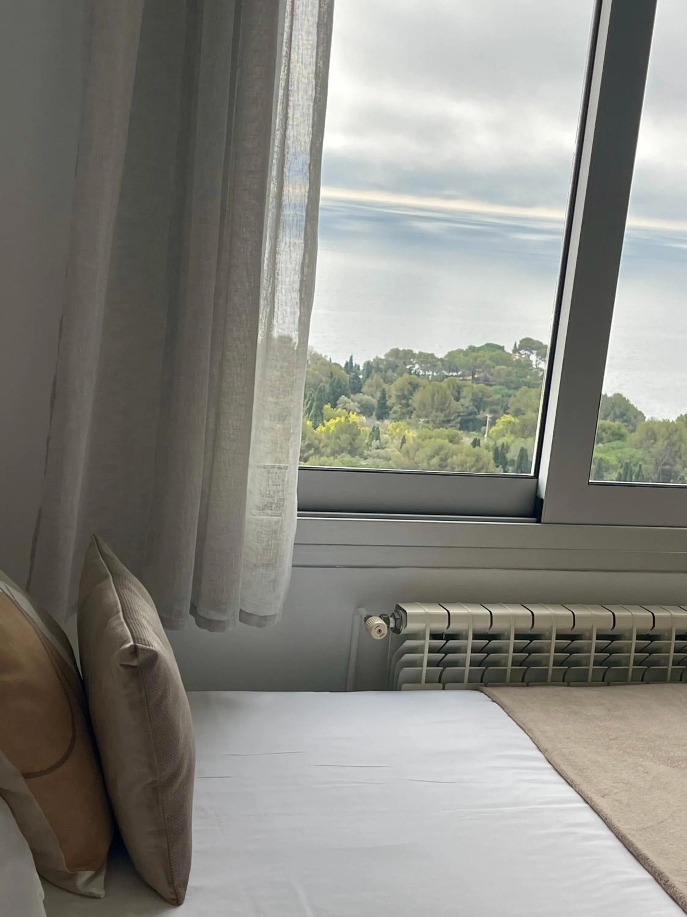 Bed in LA CASA BLUE , Mediterranean Boutique-Villa in Santa Cristina Beach