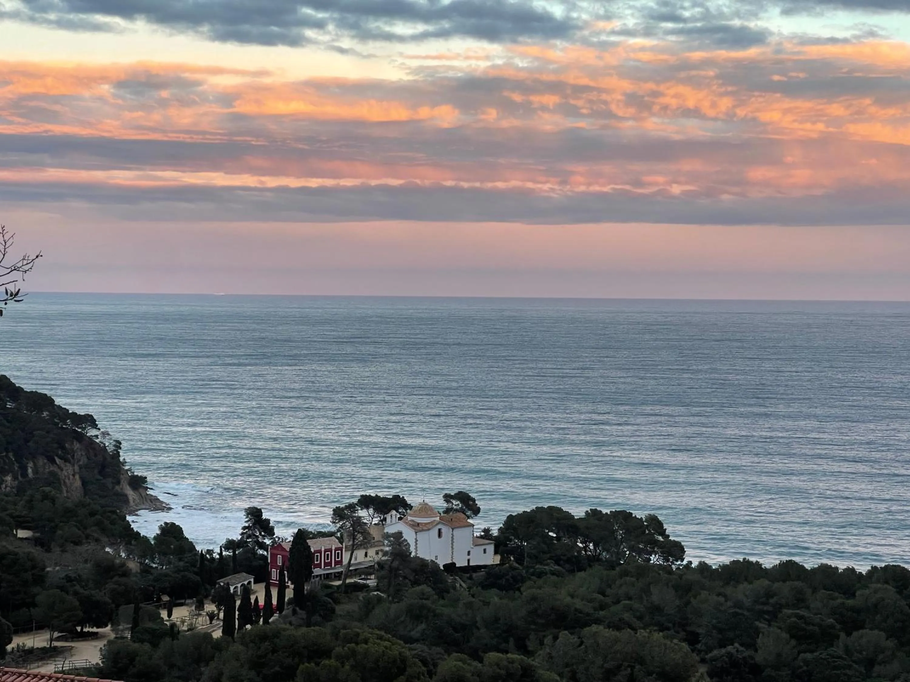 Sunrise in LA CASA BLUE , Mediterranean Boutique-Villa in Santa Cristina Beach