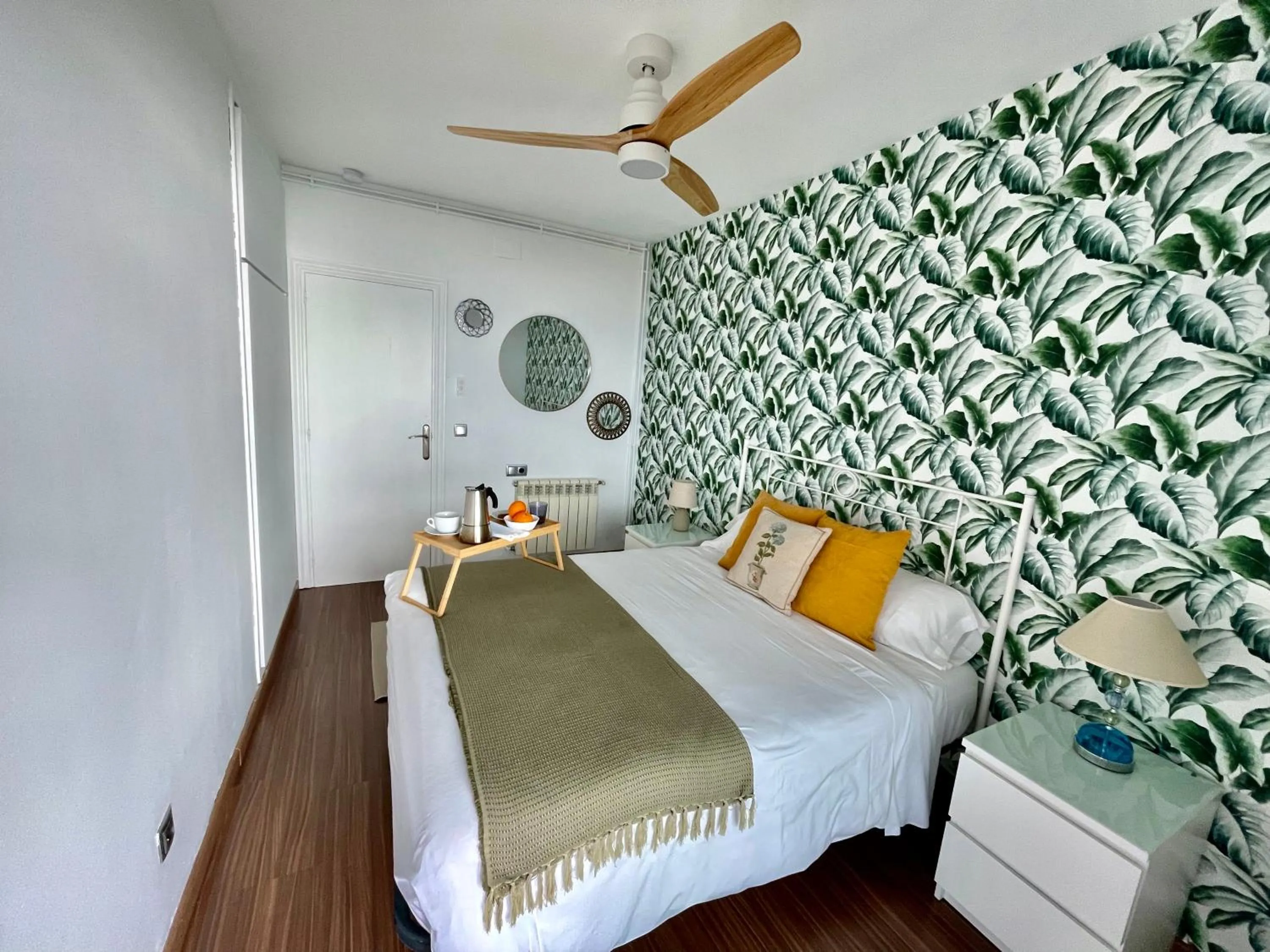 Photo of the whole room, Bed in LA CASA BLUE , Mediterranean Boutique-Villa in Santa Cristina Beach