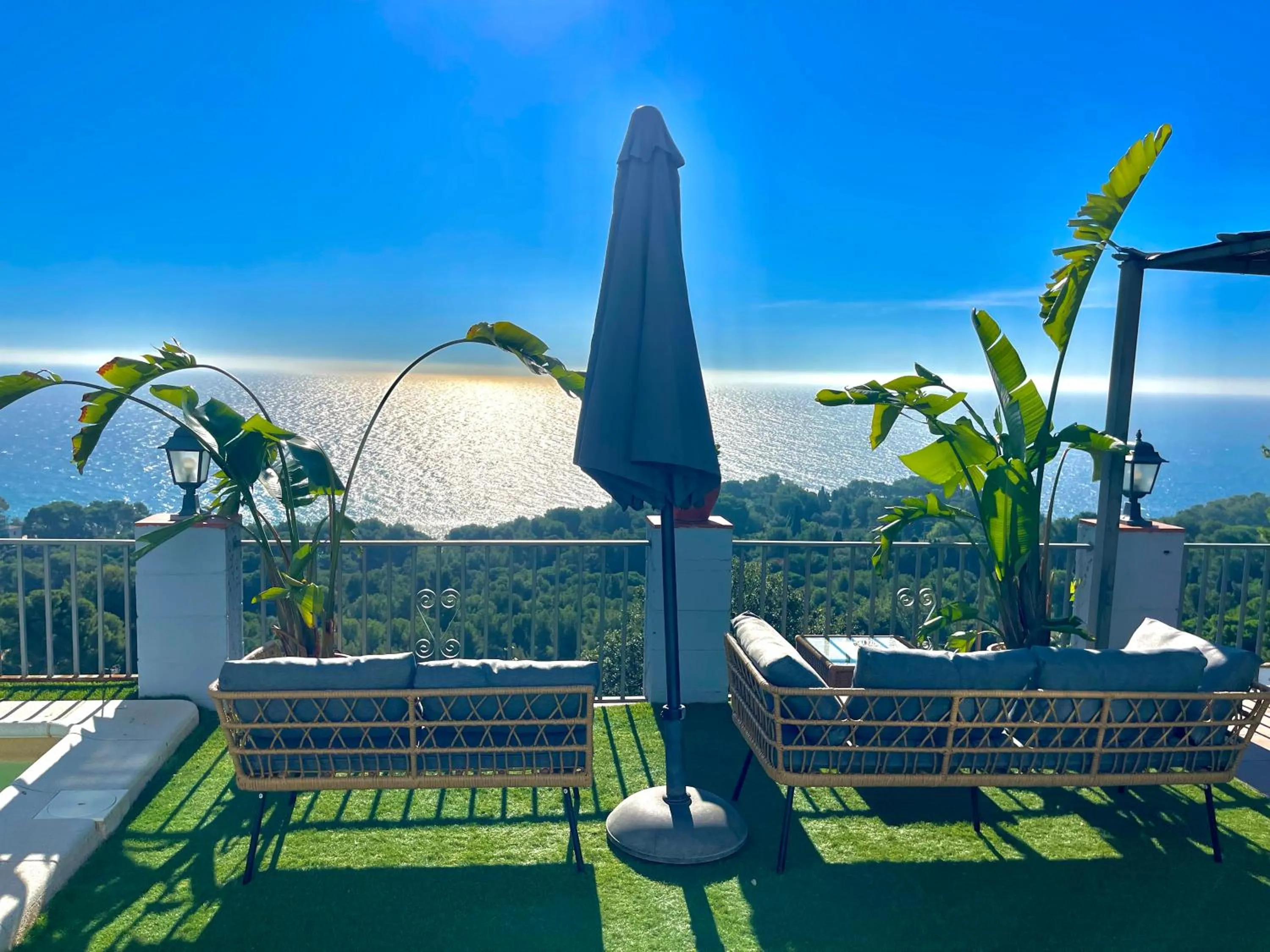 LA CASA BLUE , Mediterranean Boutique-Villa in Santa Cristina Beach
