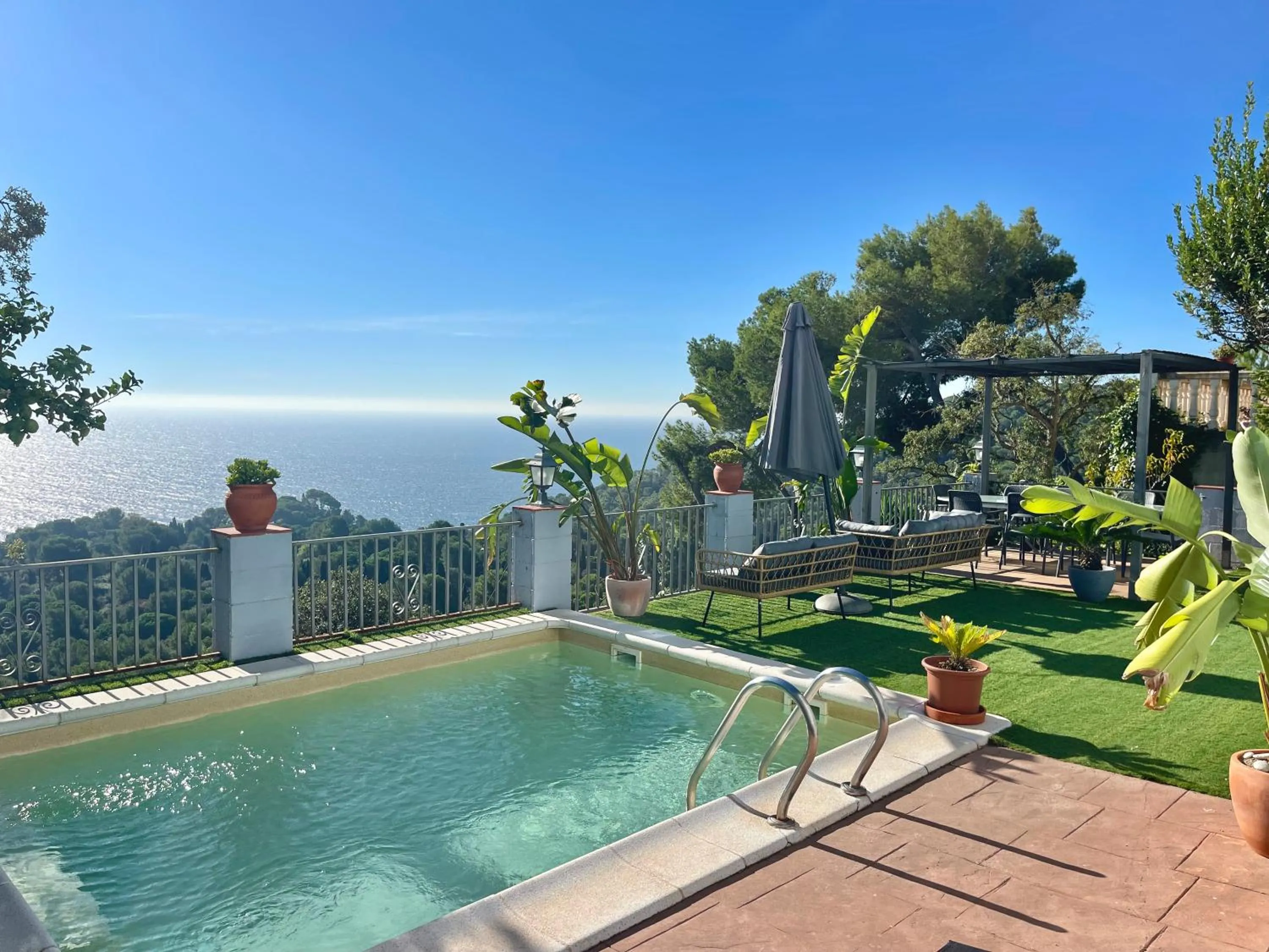LA CASA BLUE , Mediterranean Boutique-Villa in Santa Cristina Beach