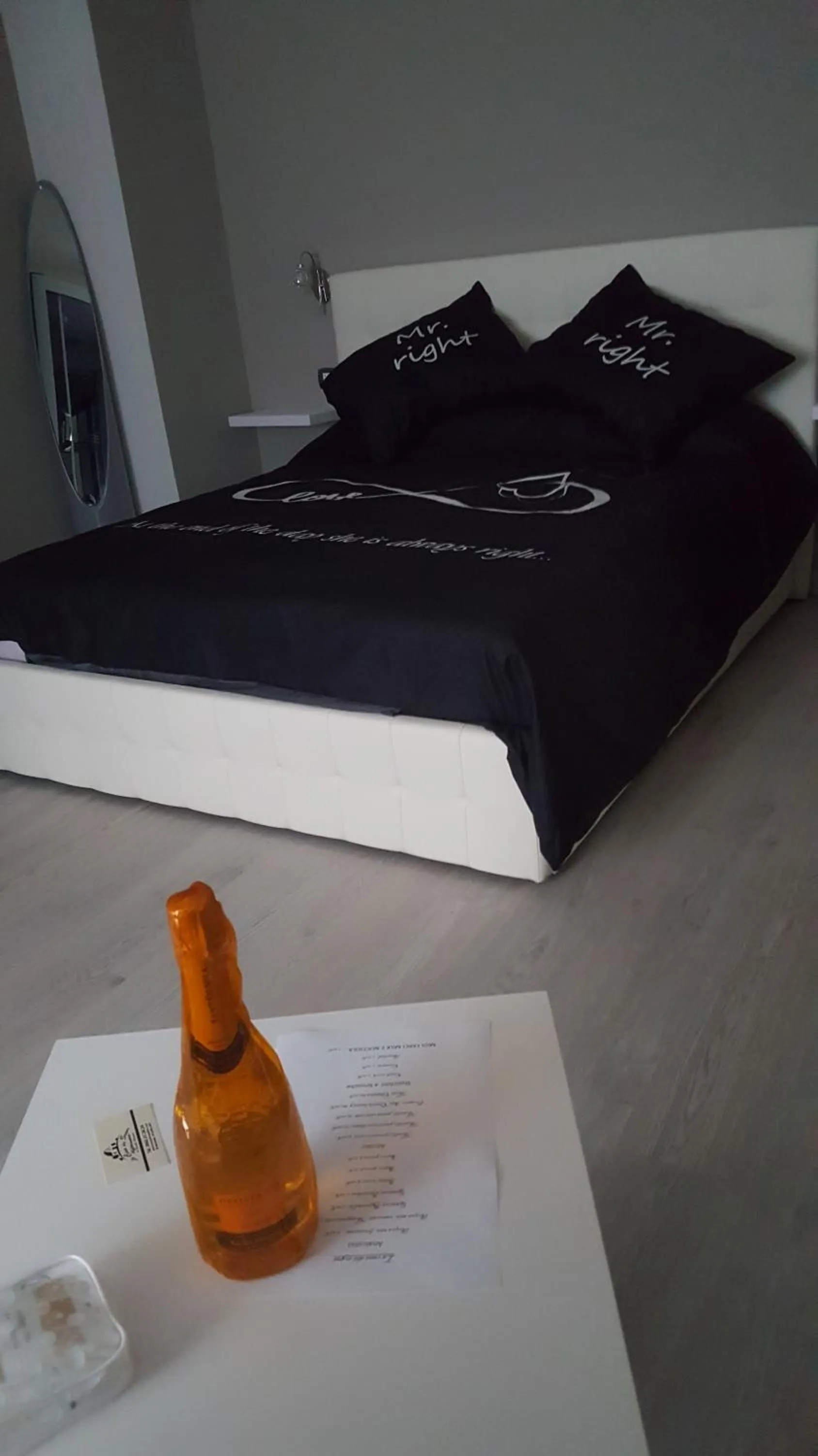 Staff, Bed in La Casa Dei Sogni