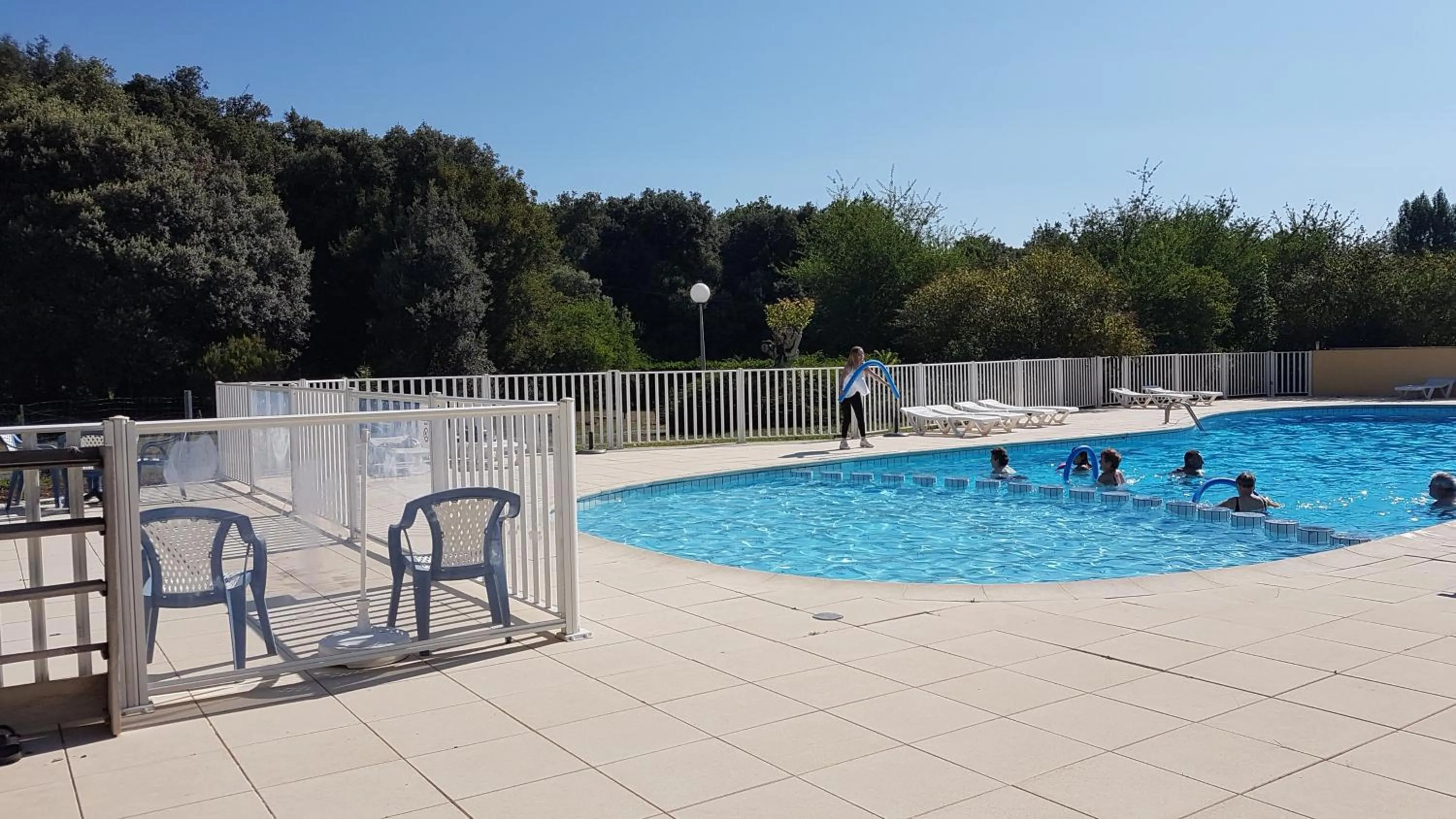Swimming pool in Les Chênes verts