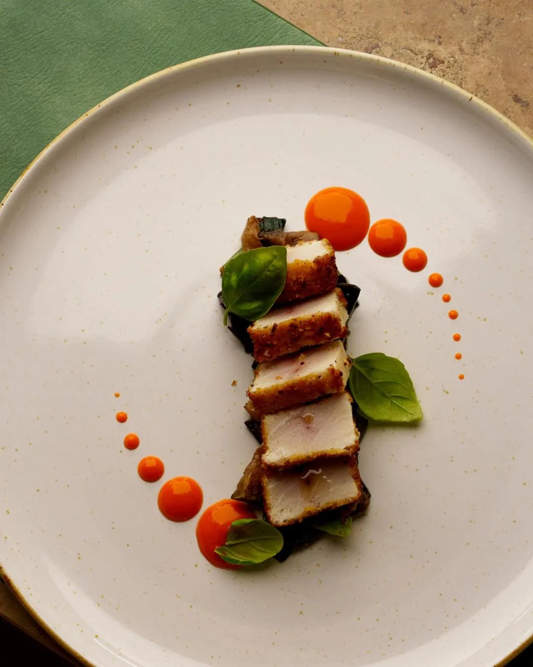 Restaurant/places to eat in Golden Apartments