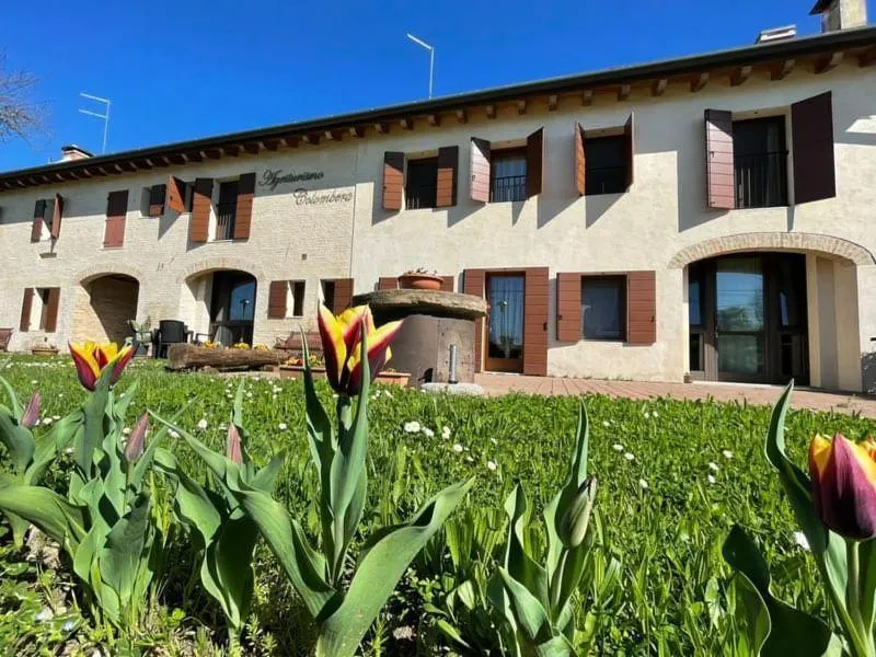 Property building in Agriturismo Colombera
