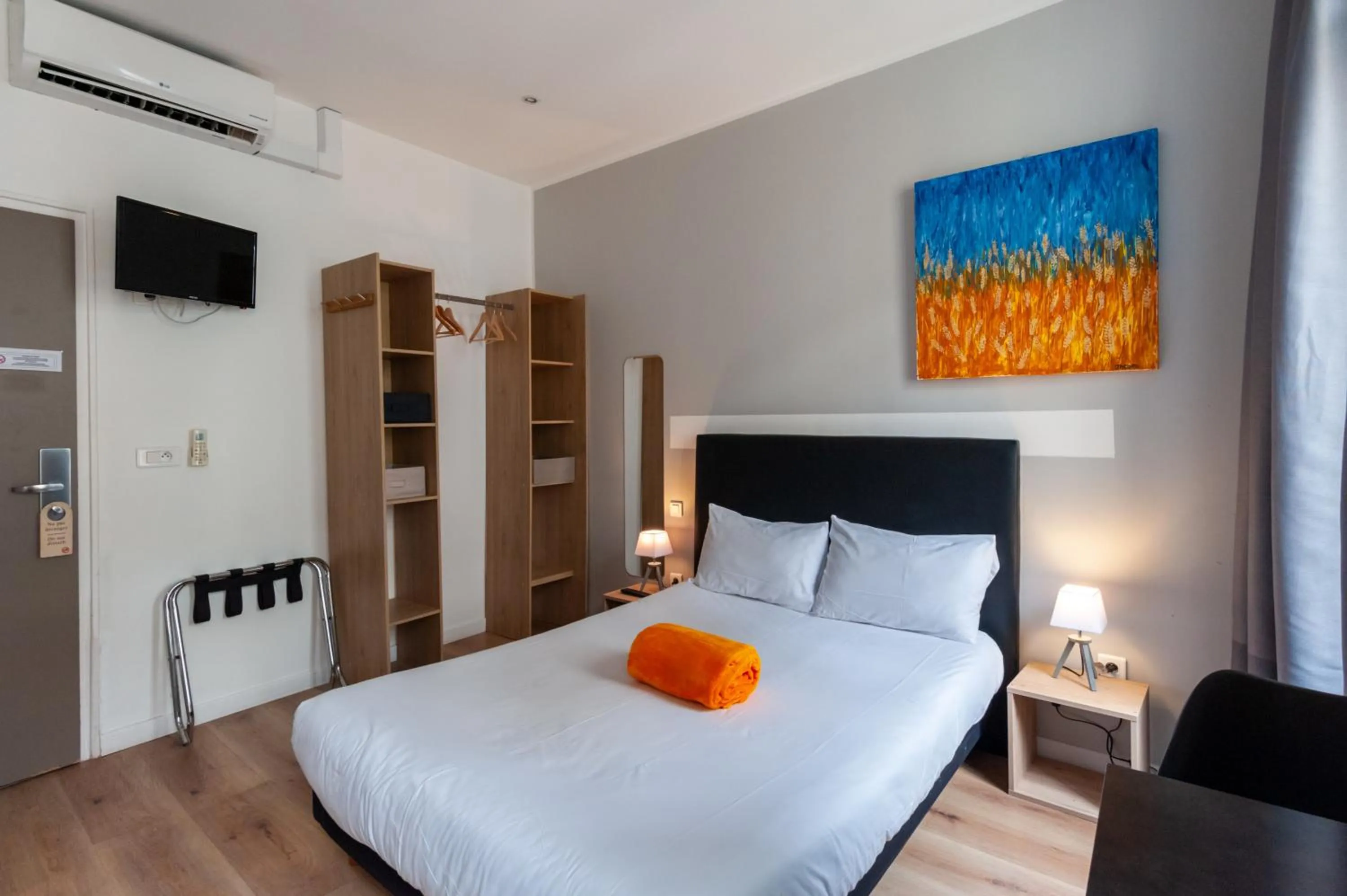 Bed in Hotel l'Hotera