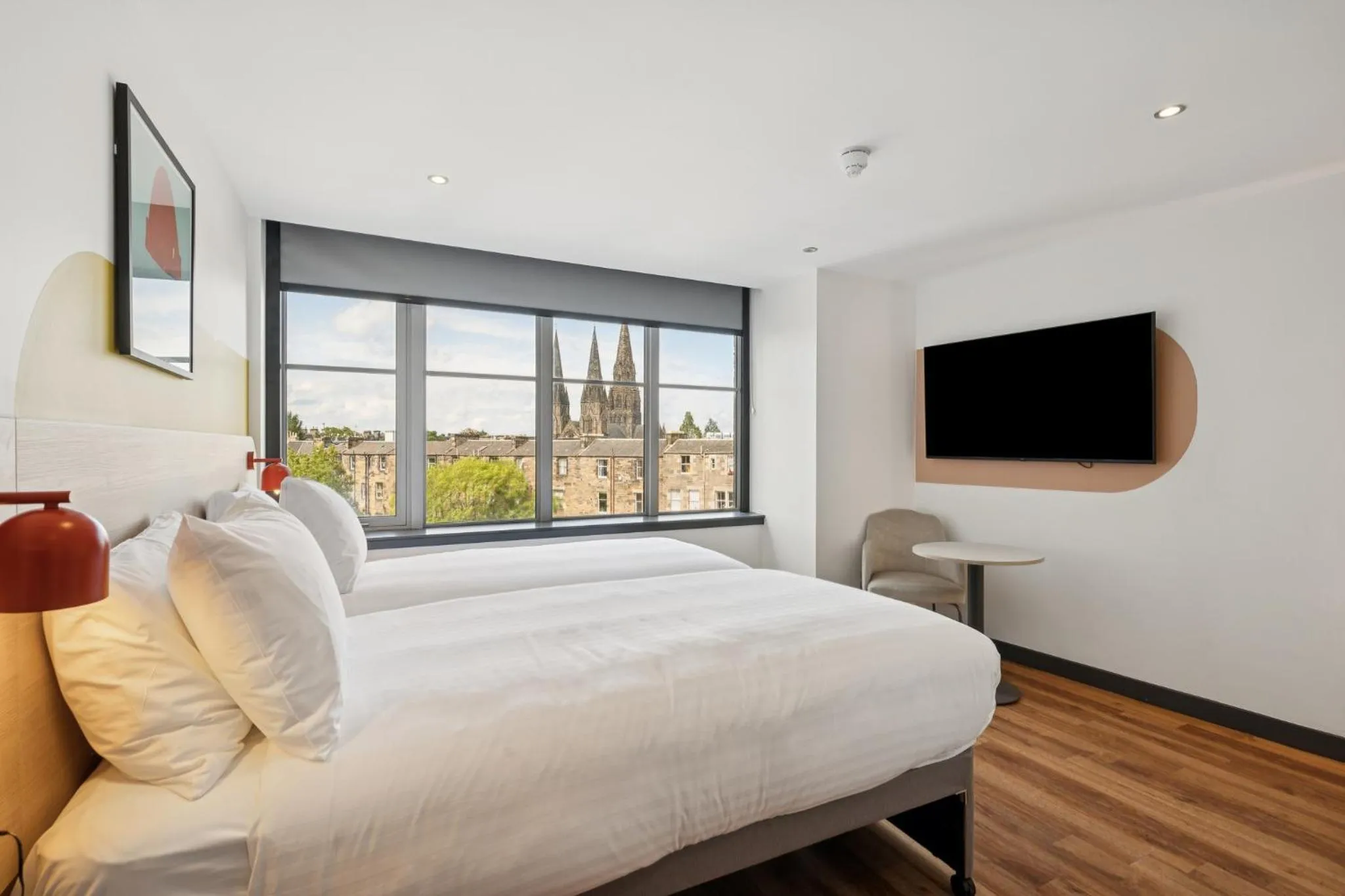 Bedroom, Bed in Garner Hotel Edinburgh - Haymarket by IHG