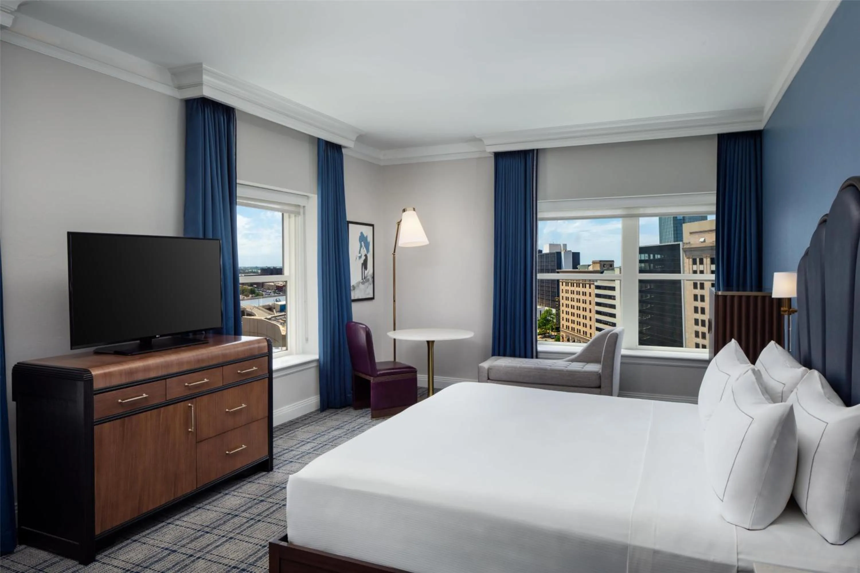 Bed in The Skirvin Hilton Oklahoma City