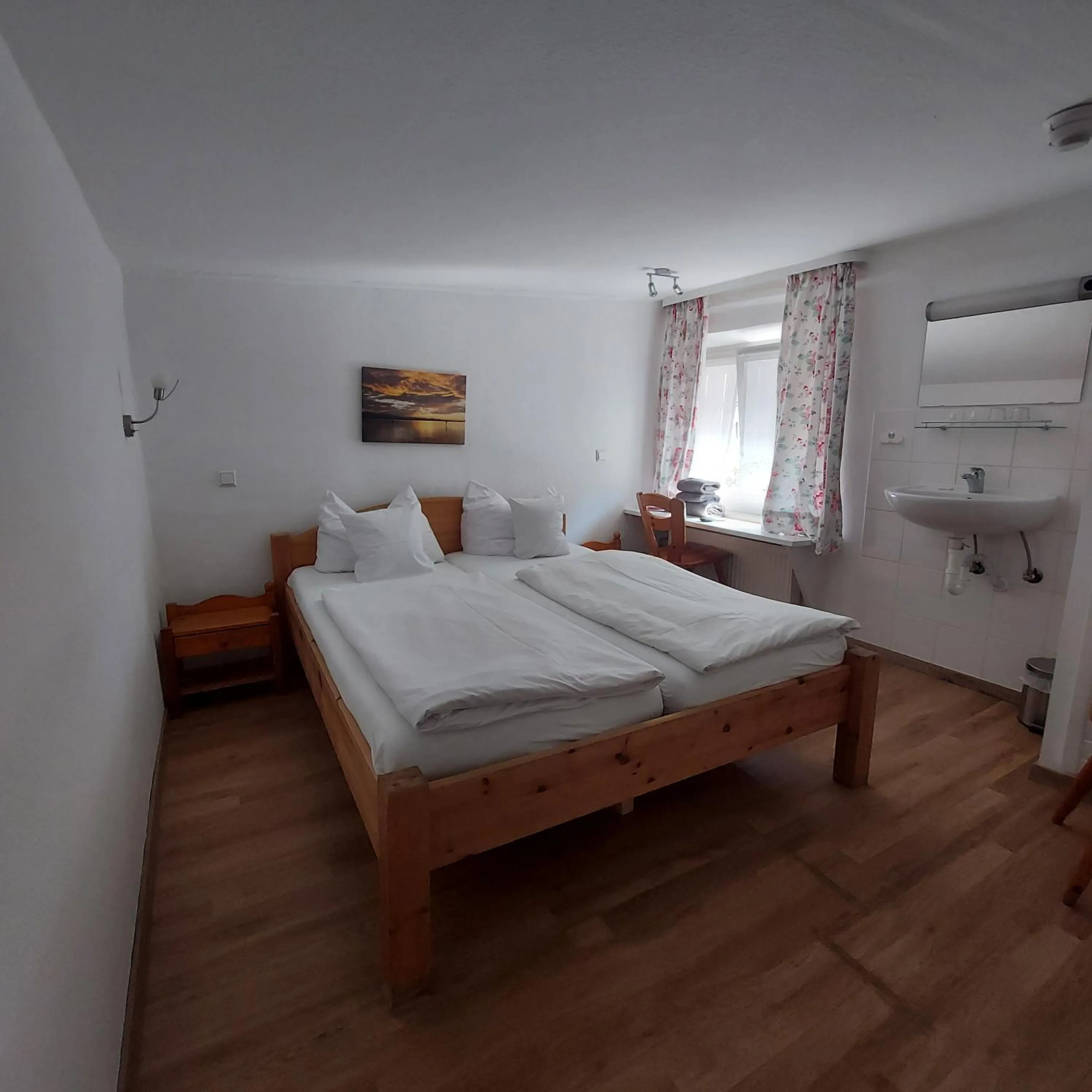 Bed in Hotel Gasthof Inselgraben garni
