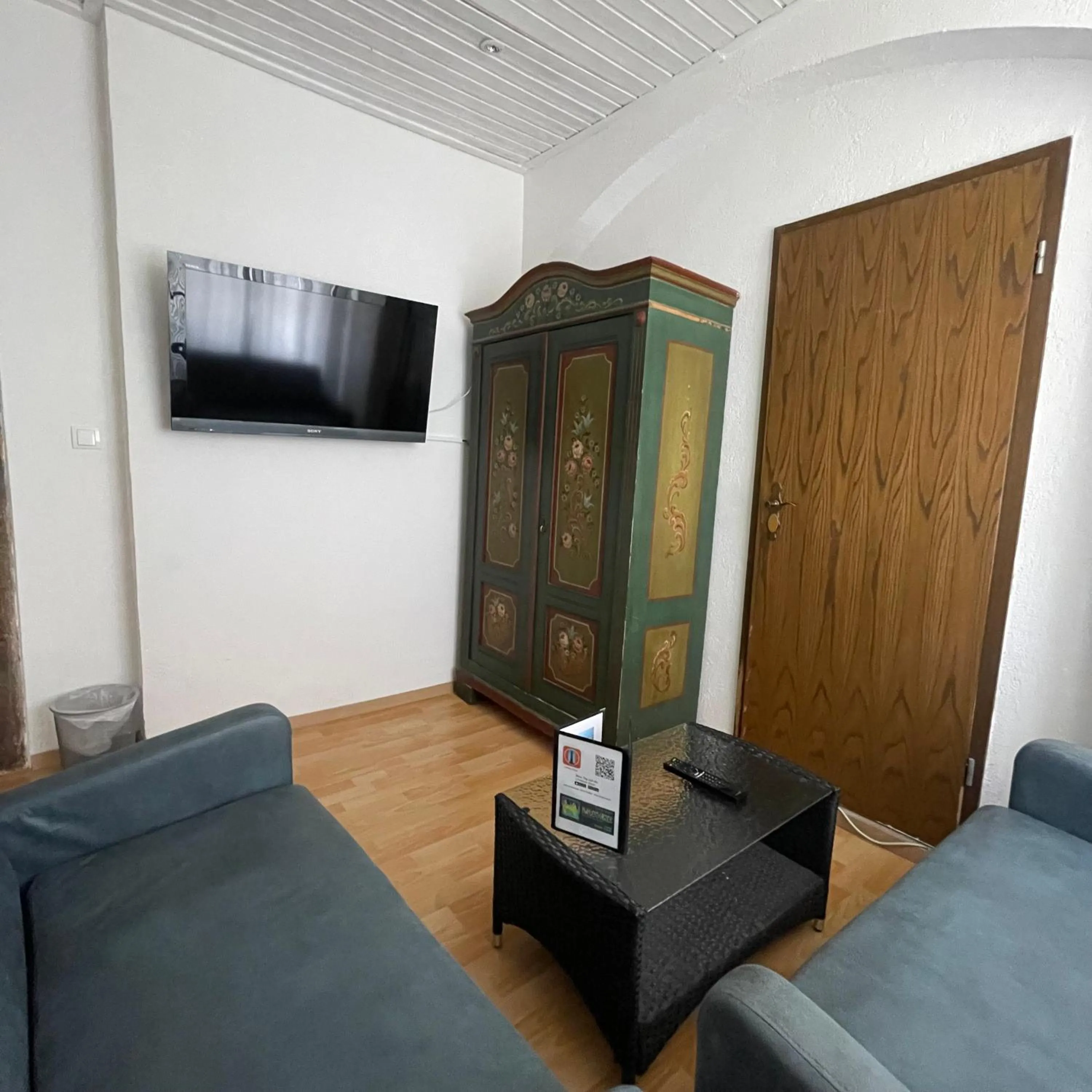 TV and multimedia in Hotel Gasthof Inselgraben garni