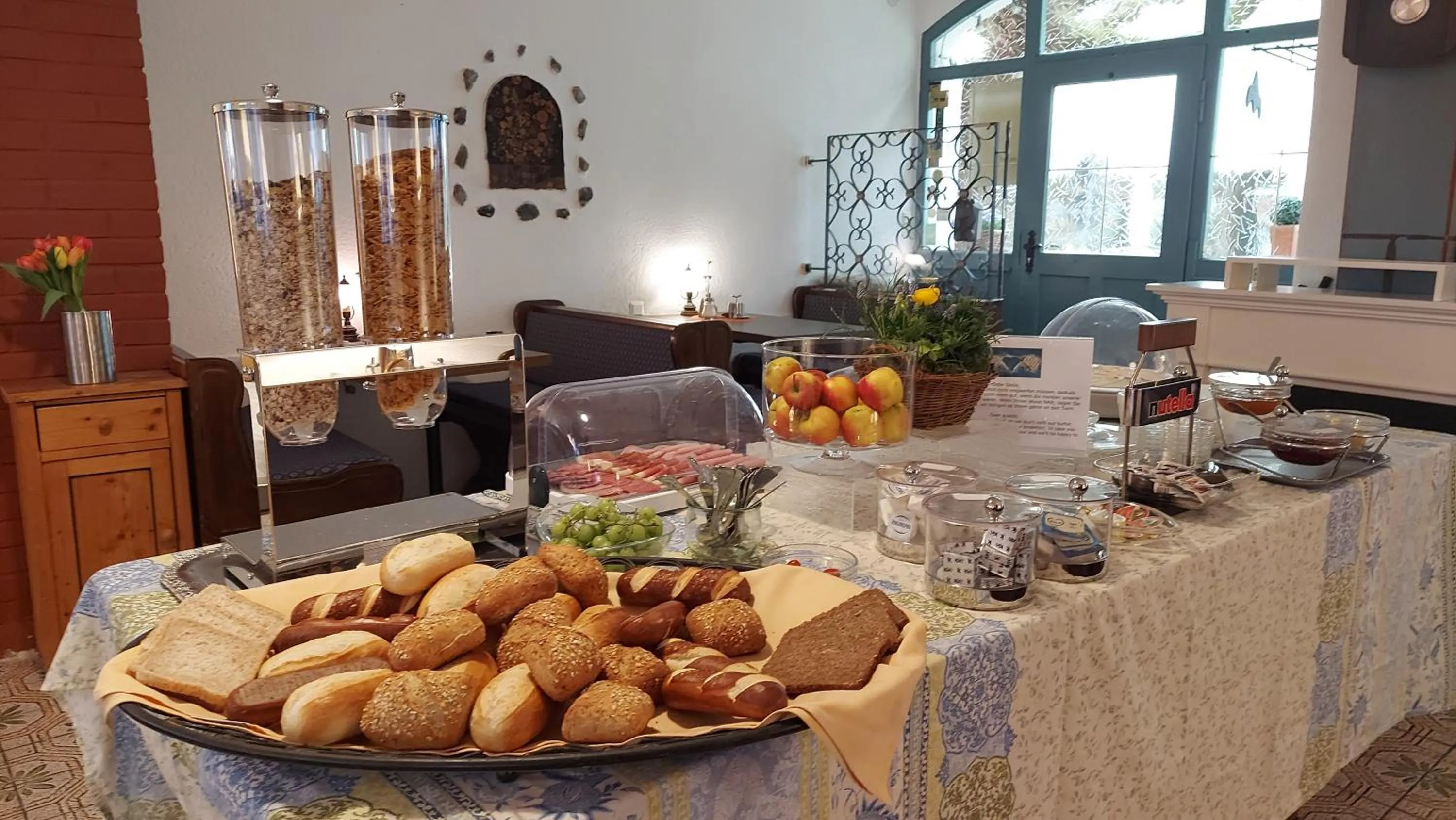 Food and drinks in Hotel Gasthof Inselgraben garni