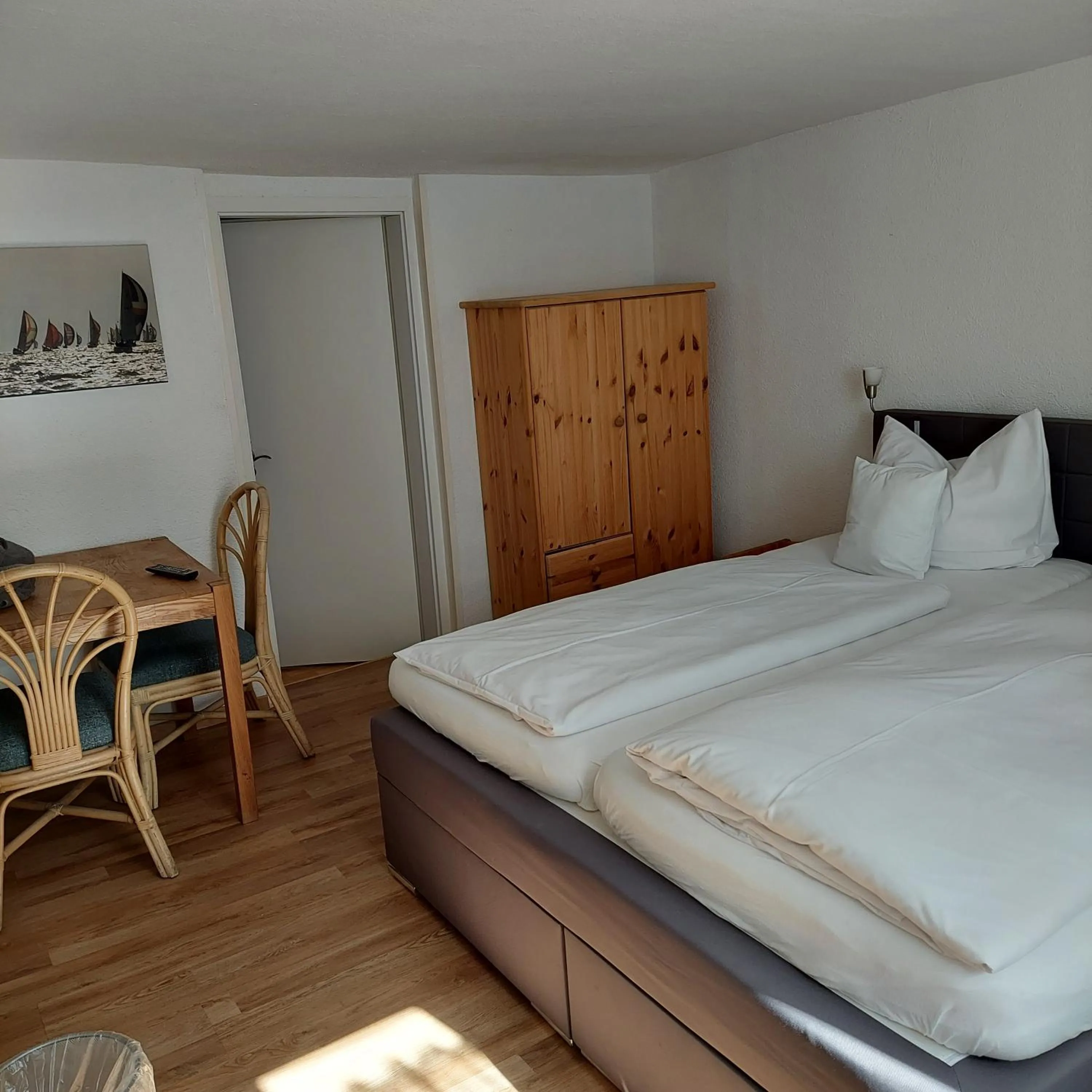 Bed in Hotel Gasthof Inselgraben garni