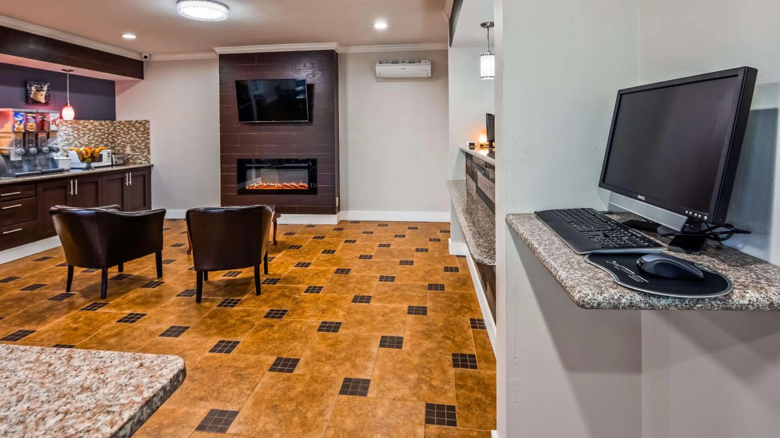 Business facilities in SureStay Hotel by Best Western Terrell