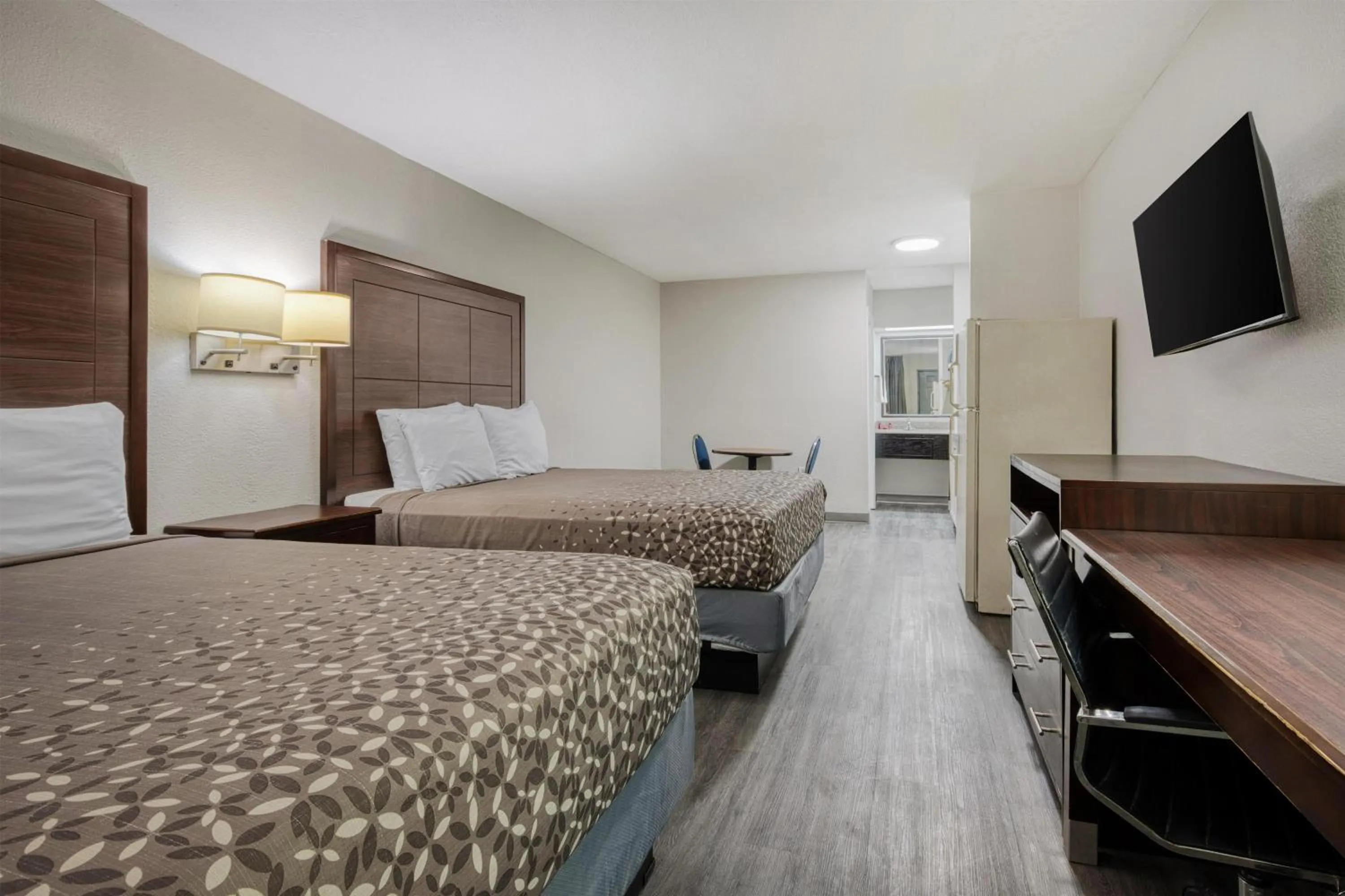 Bedroom, Bed in SureStay Hotel by Best Western Terrell
