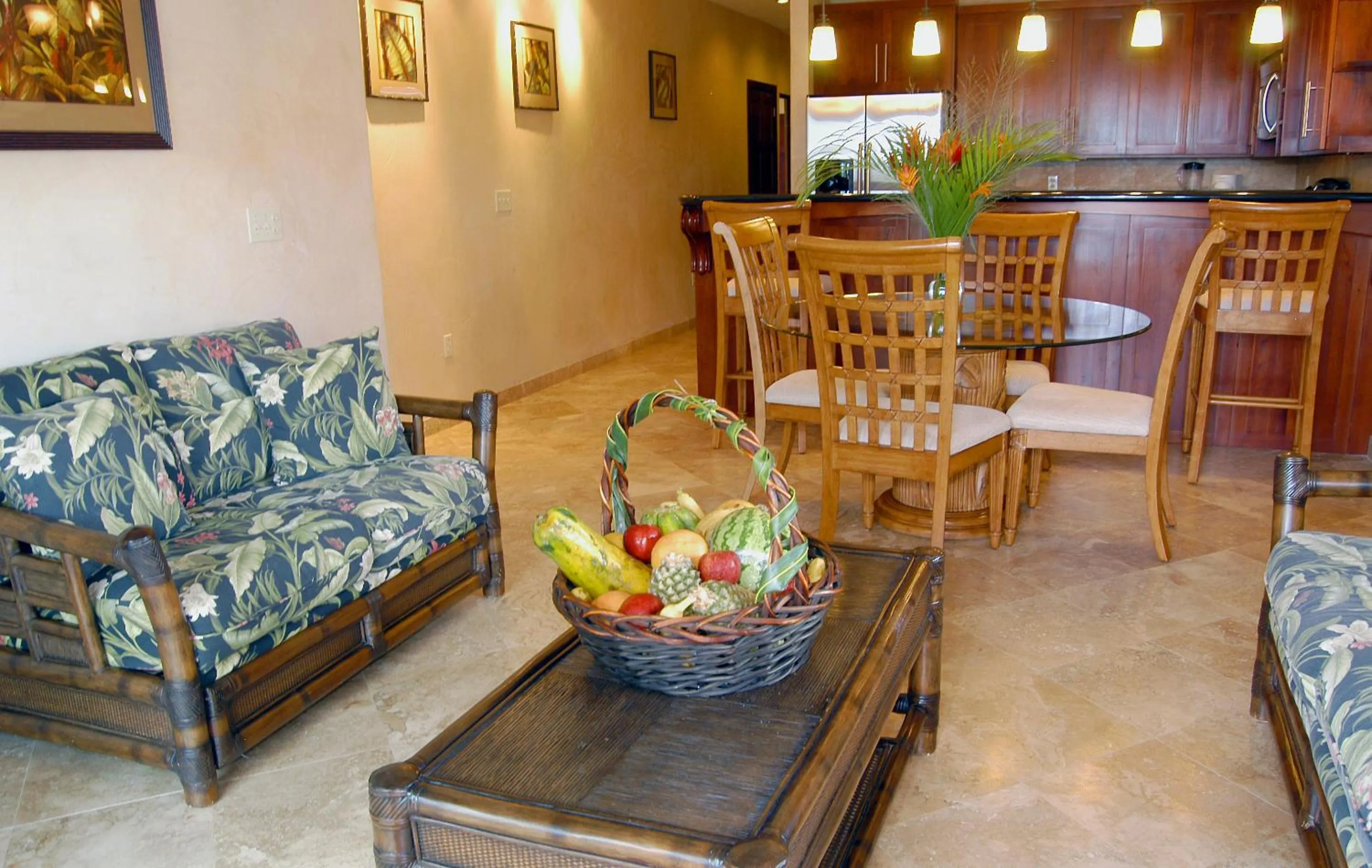 Dining area in Infinity Bay Spa & Beach Resort
