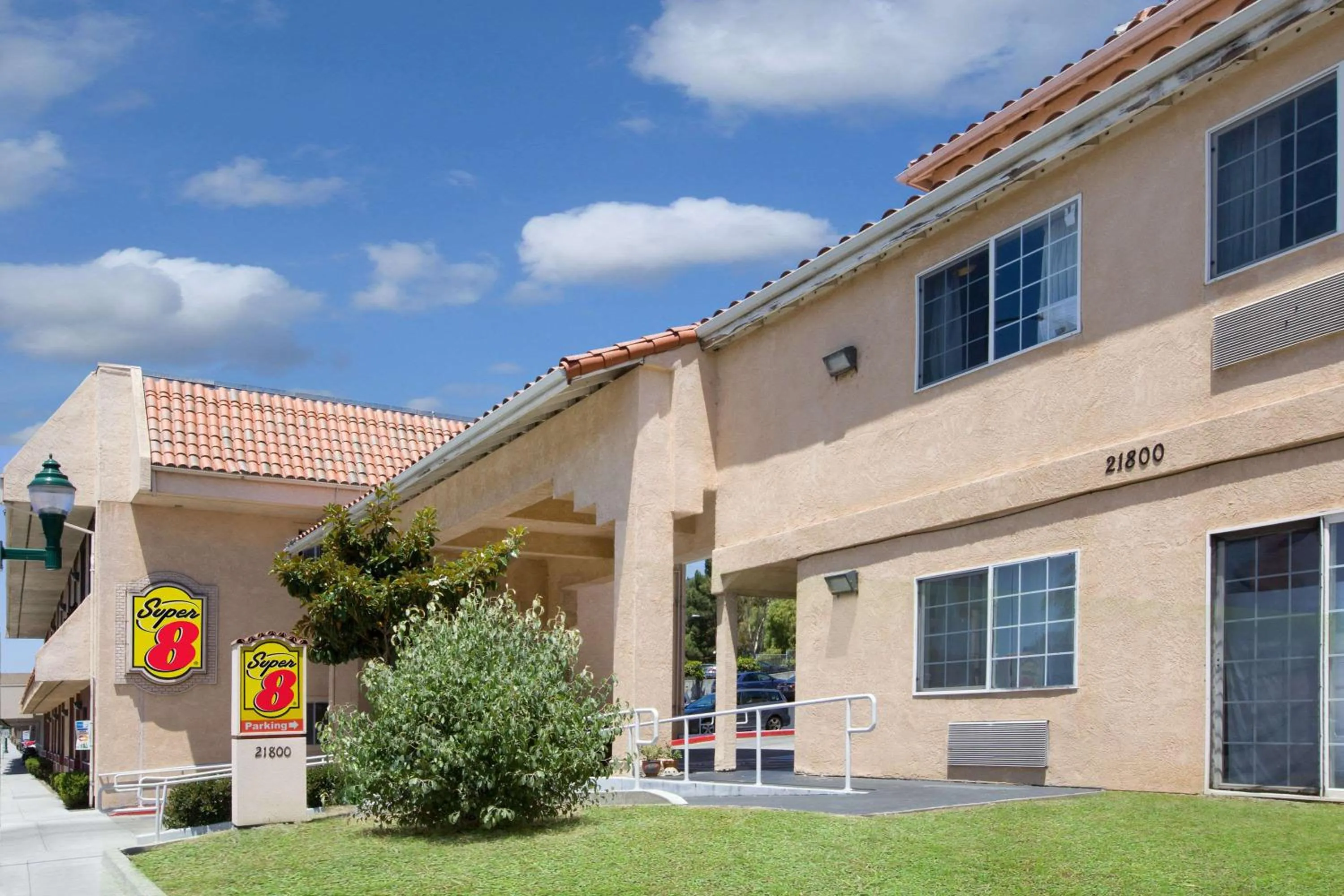 Property building in Super 8 by Wyndham Hayward Downtown