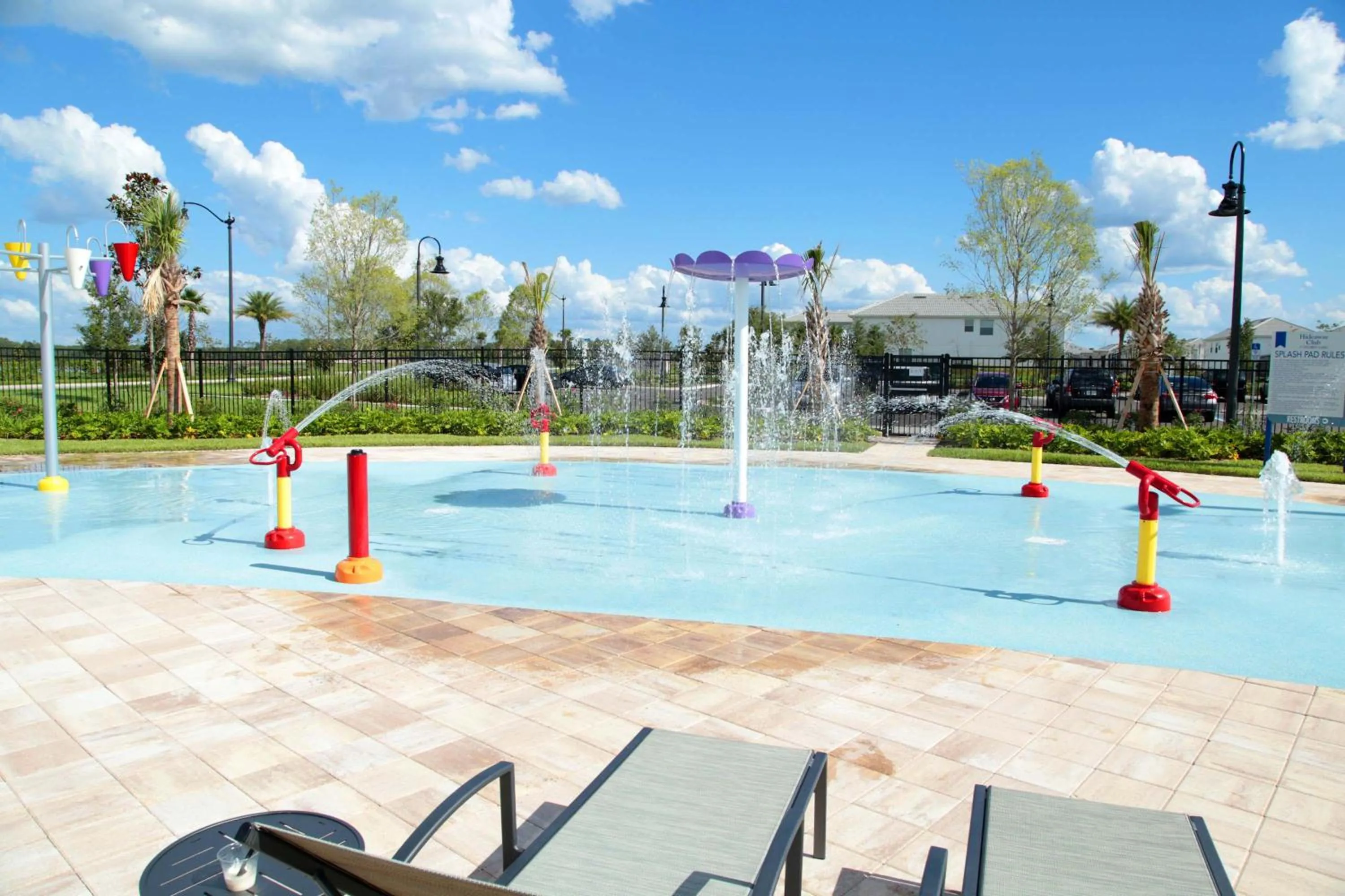 Stunning 5 Bd Home w/ Pool Close to Disney 4822