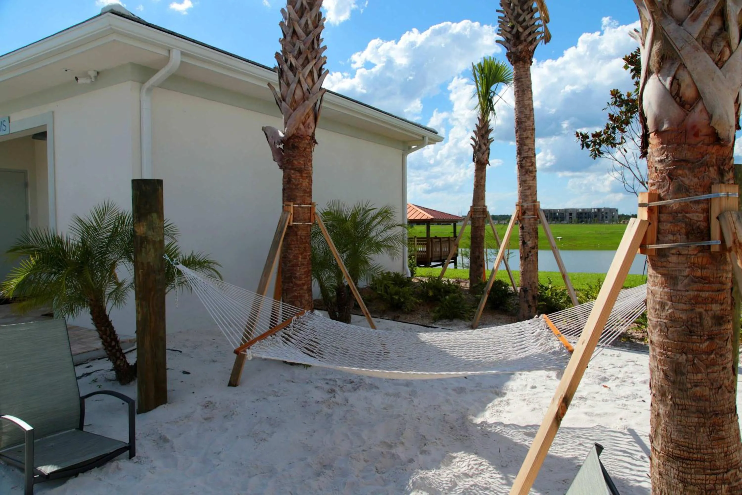 Stunning 5 Bd Home w/ Pool Close to Disney 4822