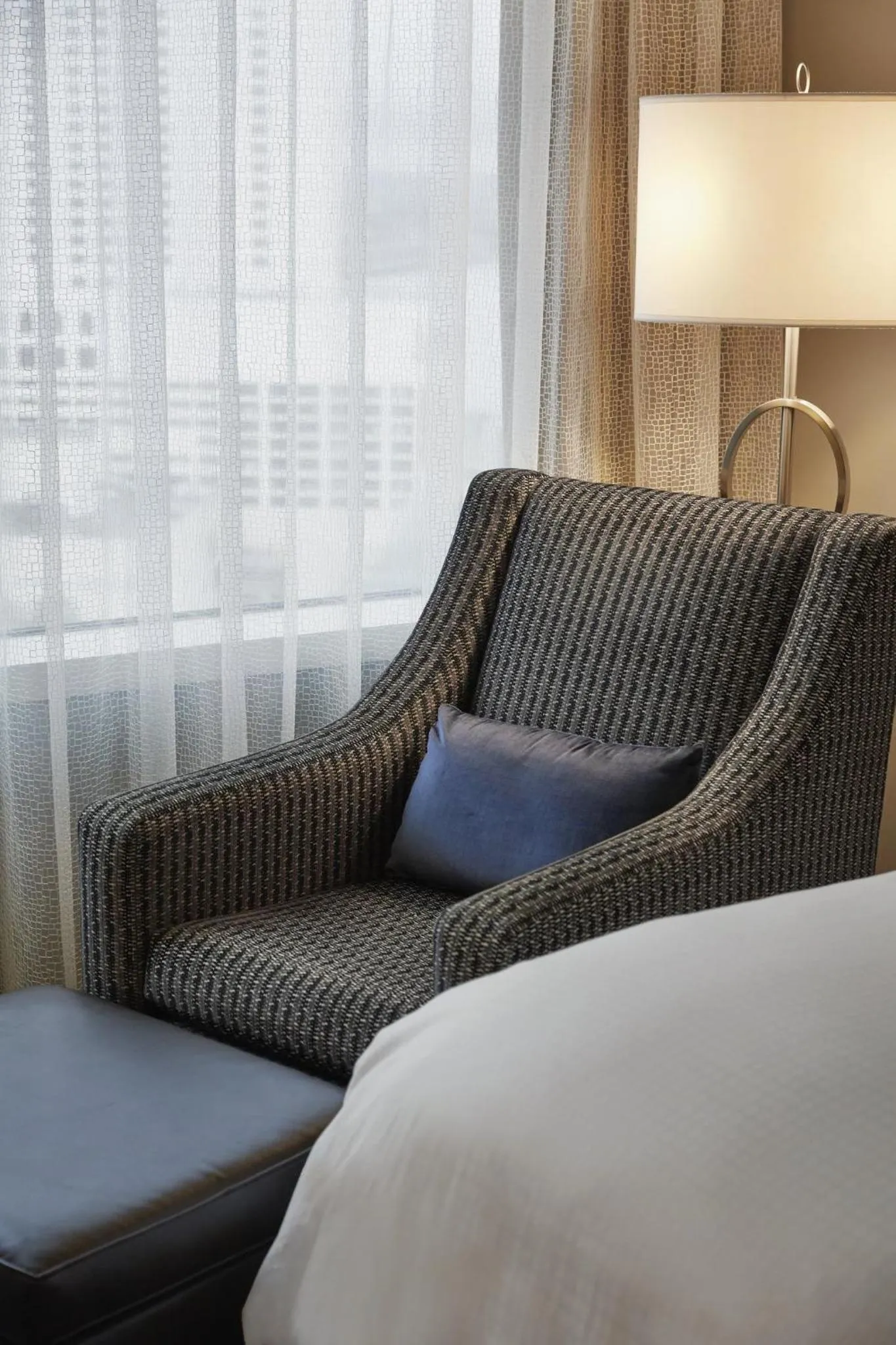 Bedroom, Bed in Loews New Orleans Hotel