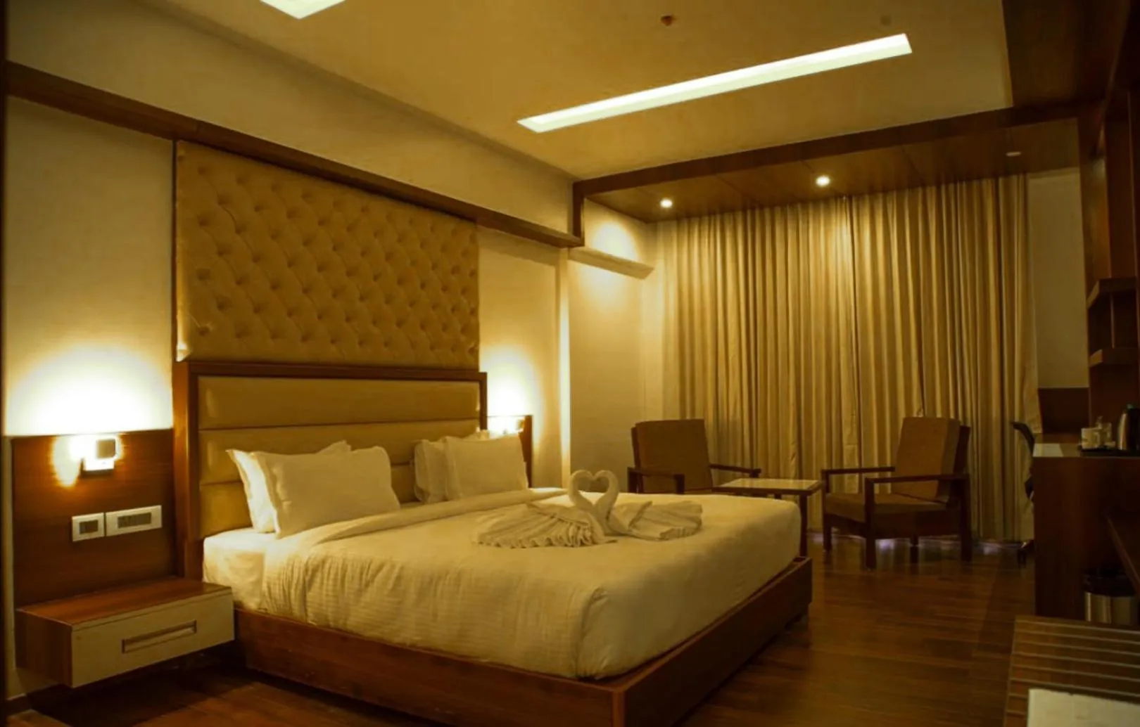 Bed in Hotel Preethi International