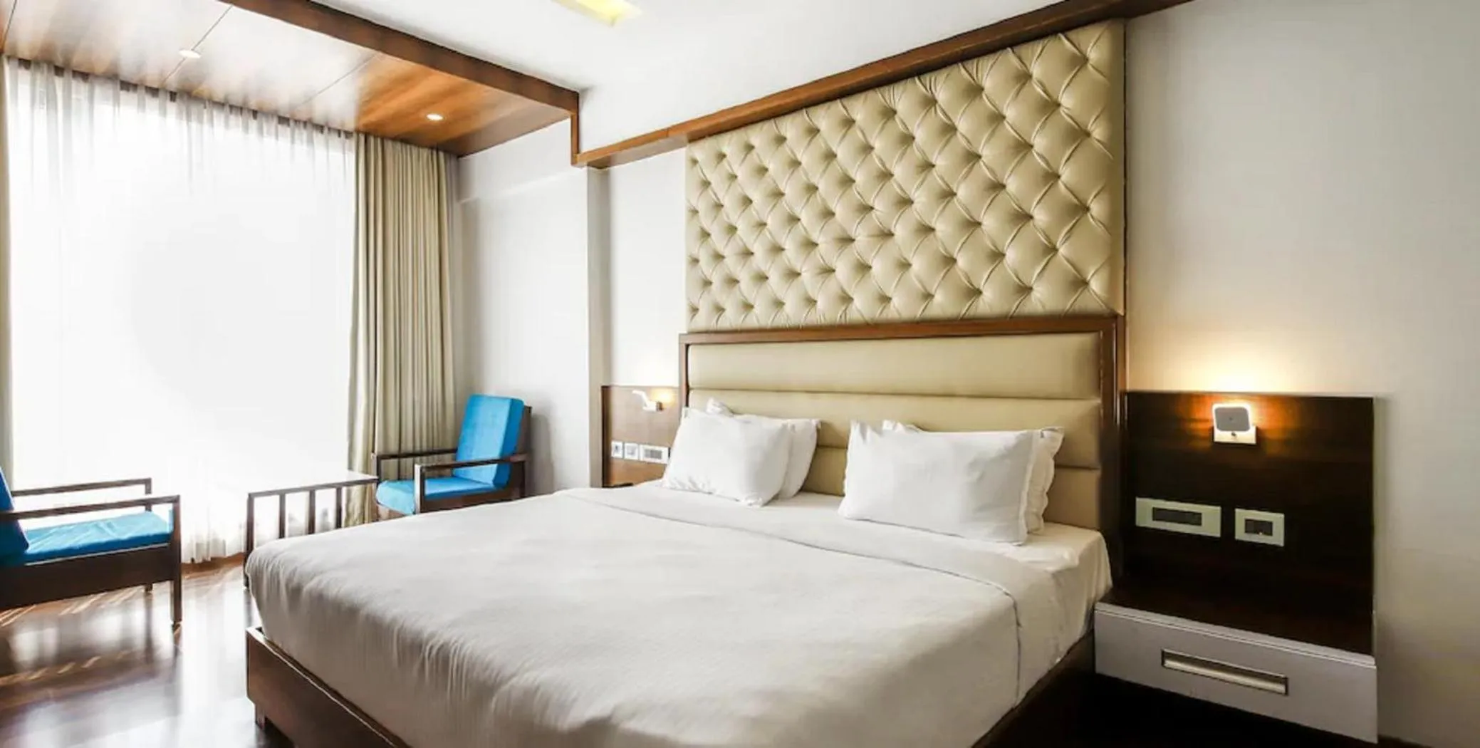 Bedroom, Bed in Hotel Preethi International