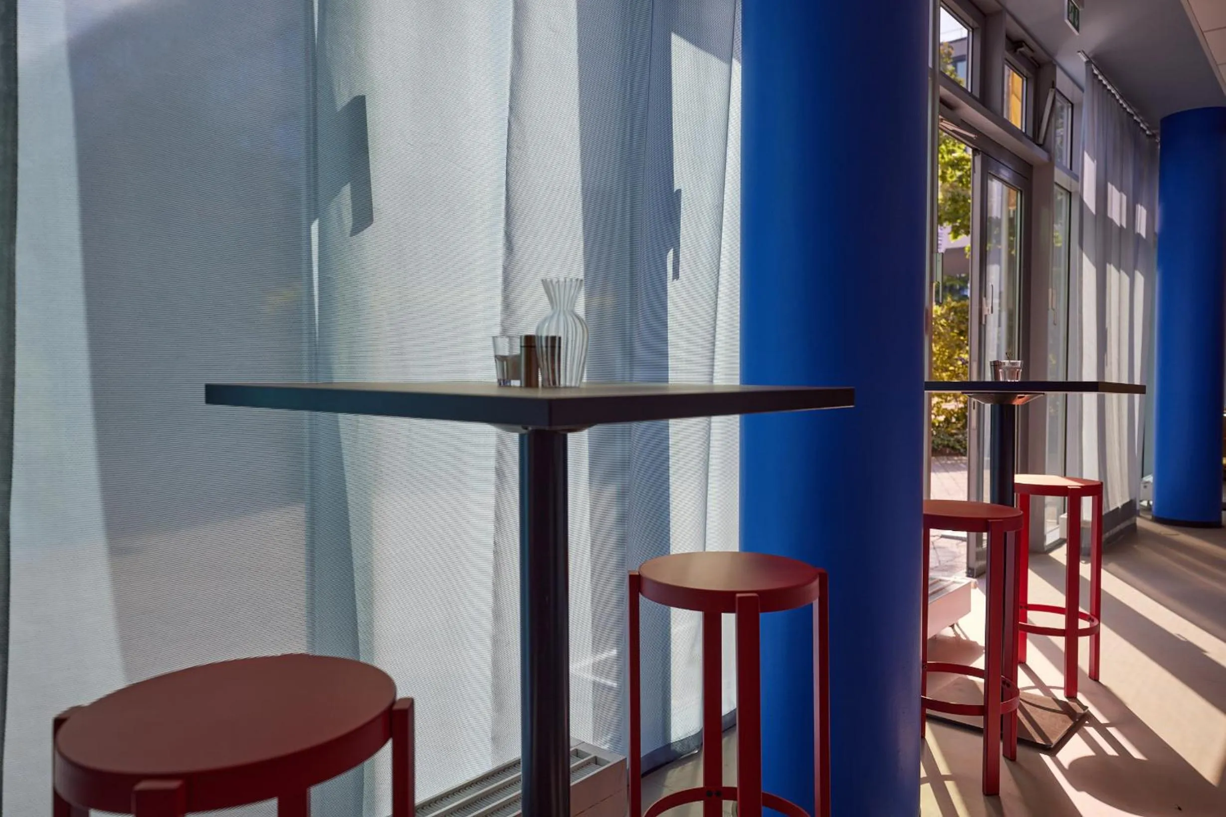 Restaurant/places to eat in McDreams Hotel Stuttgart-City