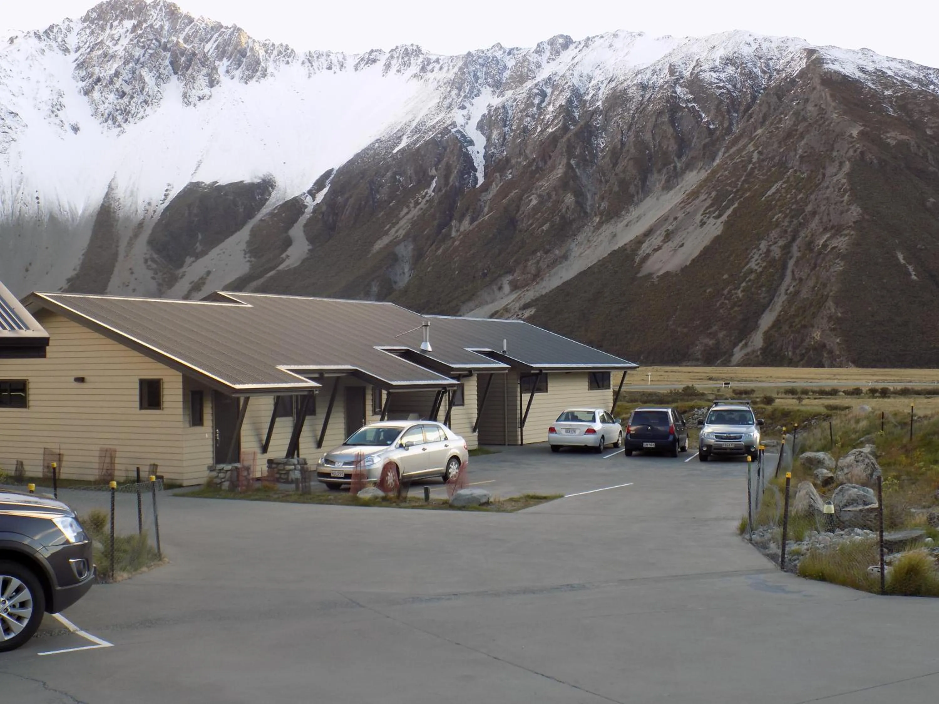 Facade/entrance in Aoraki Court Motel